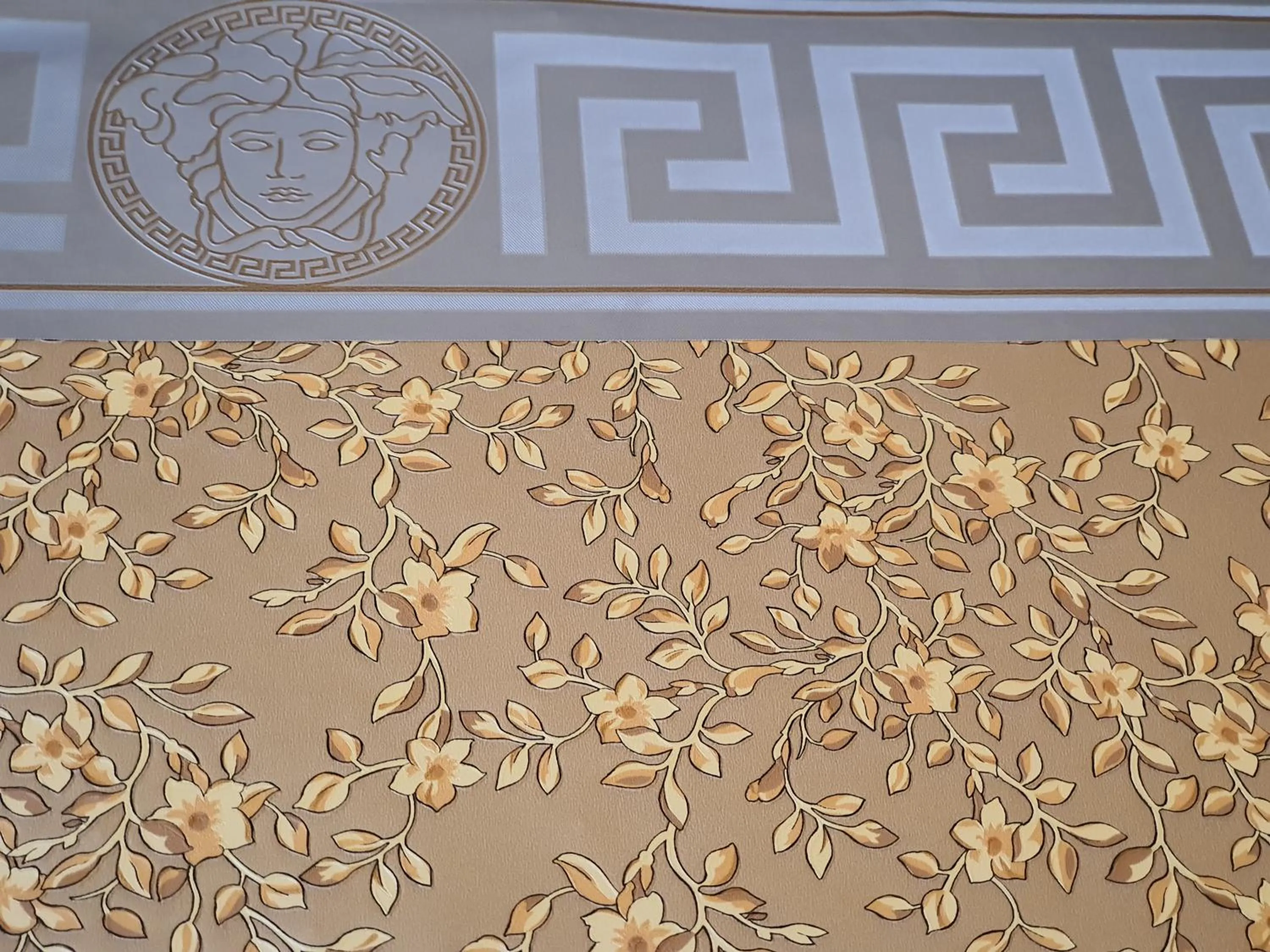 Photo of the whole room in StayInCologne