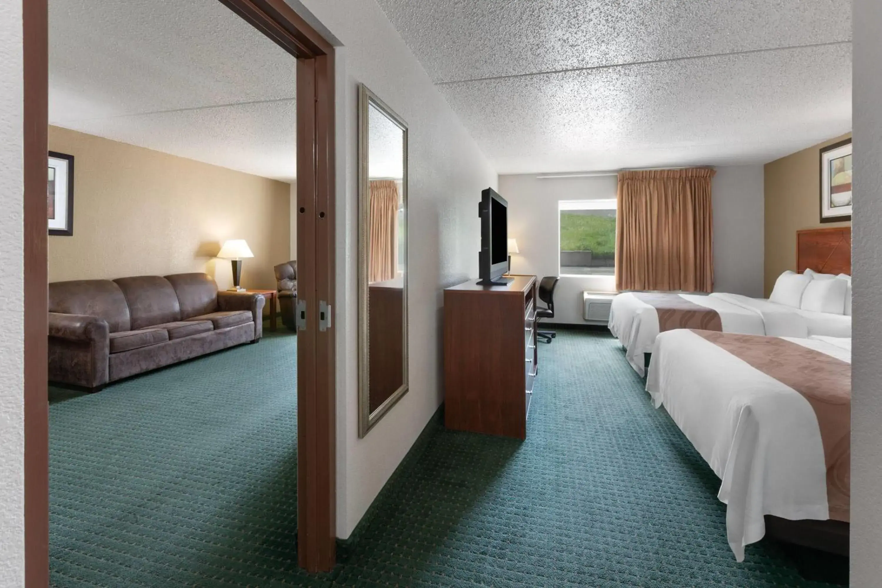 One-Bedroom Queen Suite with Two Queen Beds - Non-Smoking in Baymont by Wyndham Jamestown Conference Center & Water Park One-Bedroom Queen Suite with Two Queen Beds - Non-Smoking in Baymont by Wyndham Jamestown Conference Center & Water Park