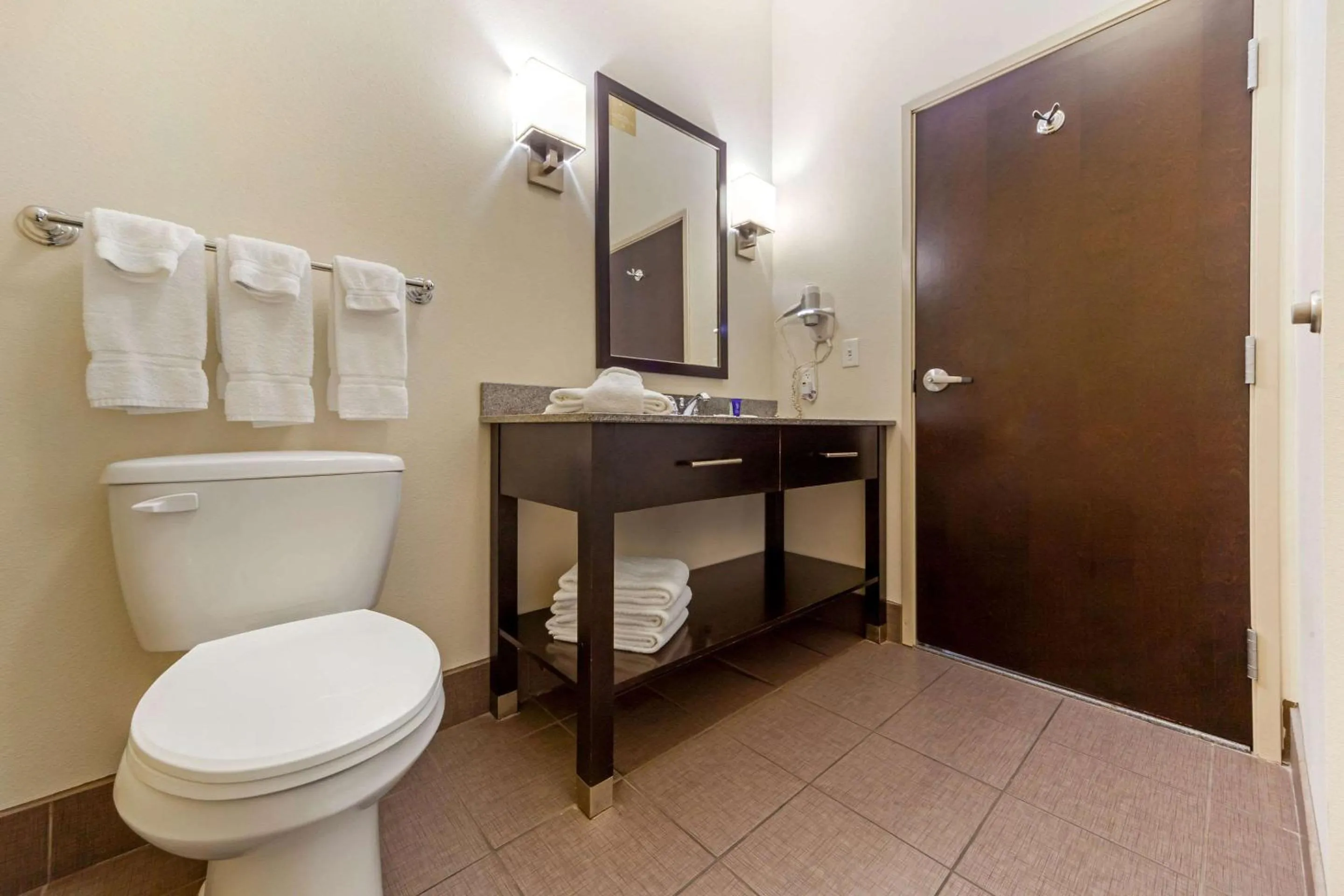 Bedroom in Sleep Inn & Suites Bismarck I-94