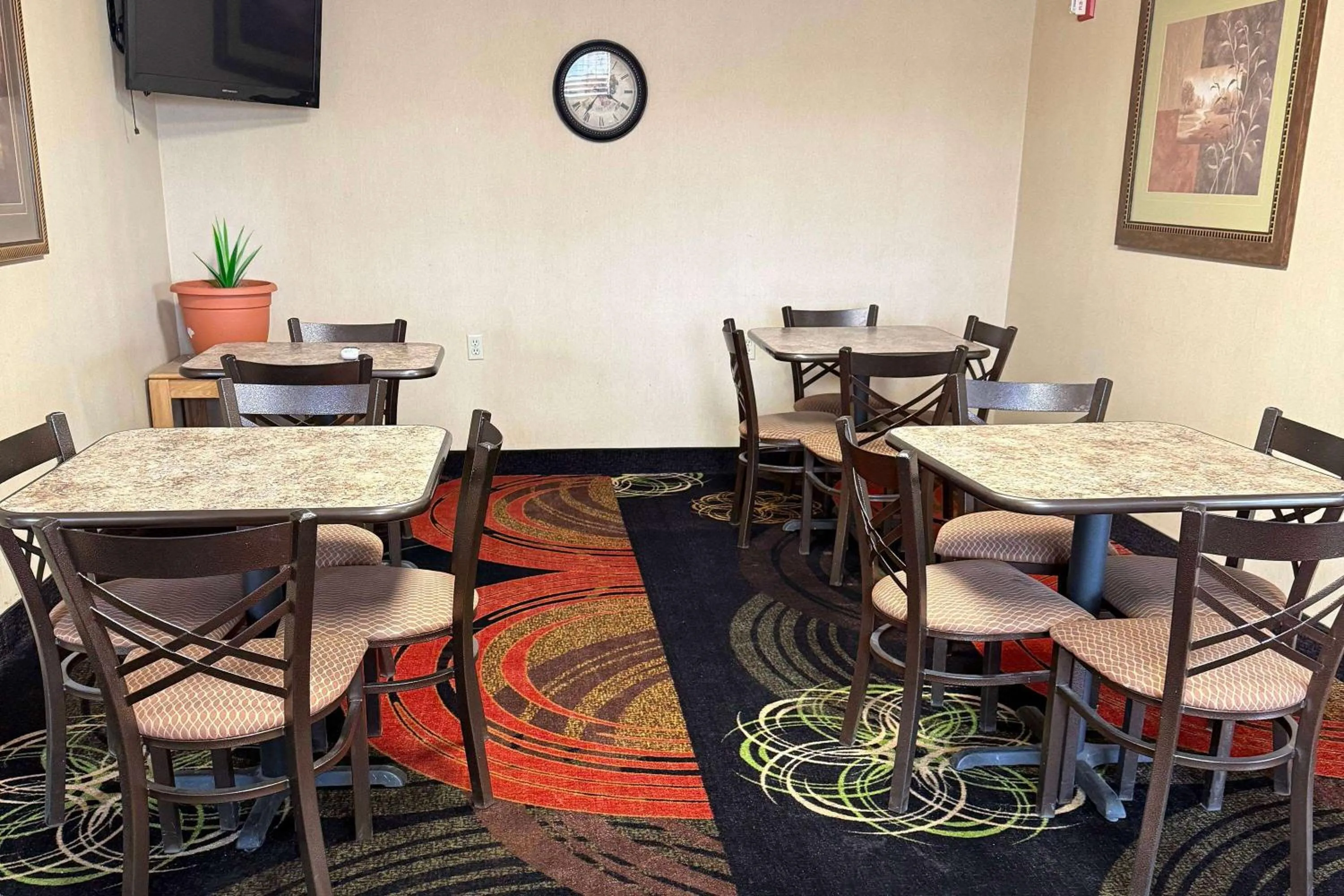 Breakfast in Rodeway Inn