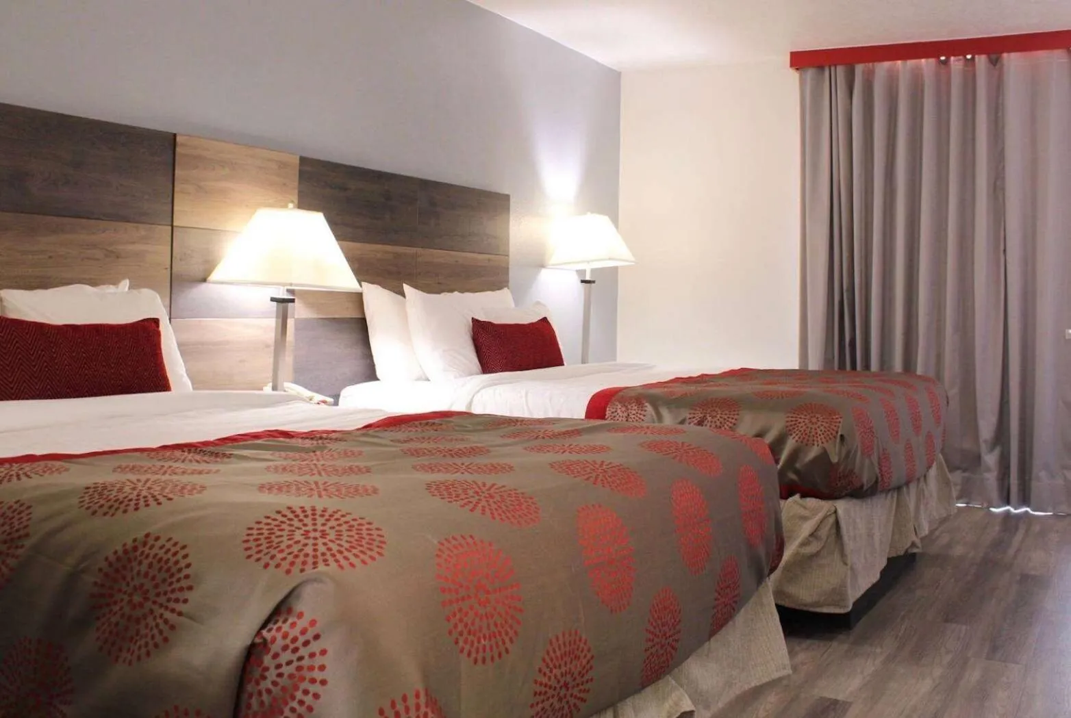 Photo of the whole room, Bed in Ramada by Wyndham North Platte