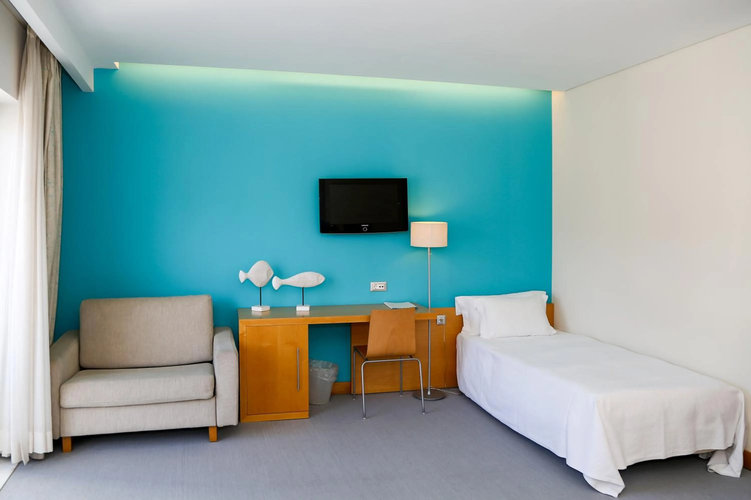 Photo of the whole room, Bed in Hotel Praia