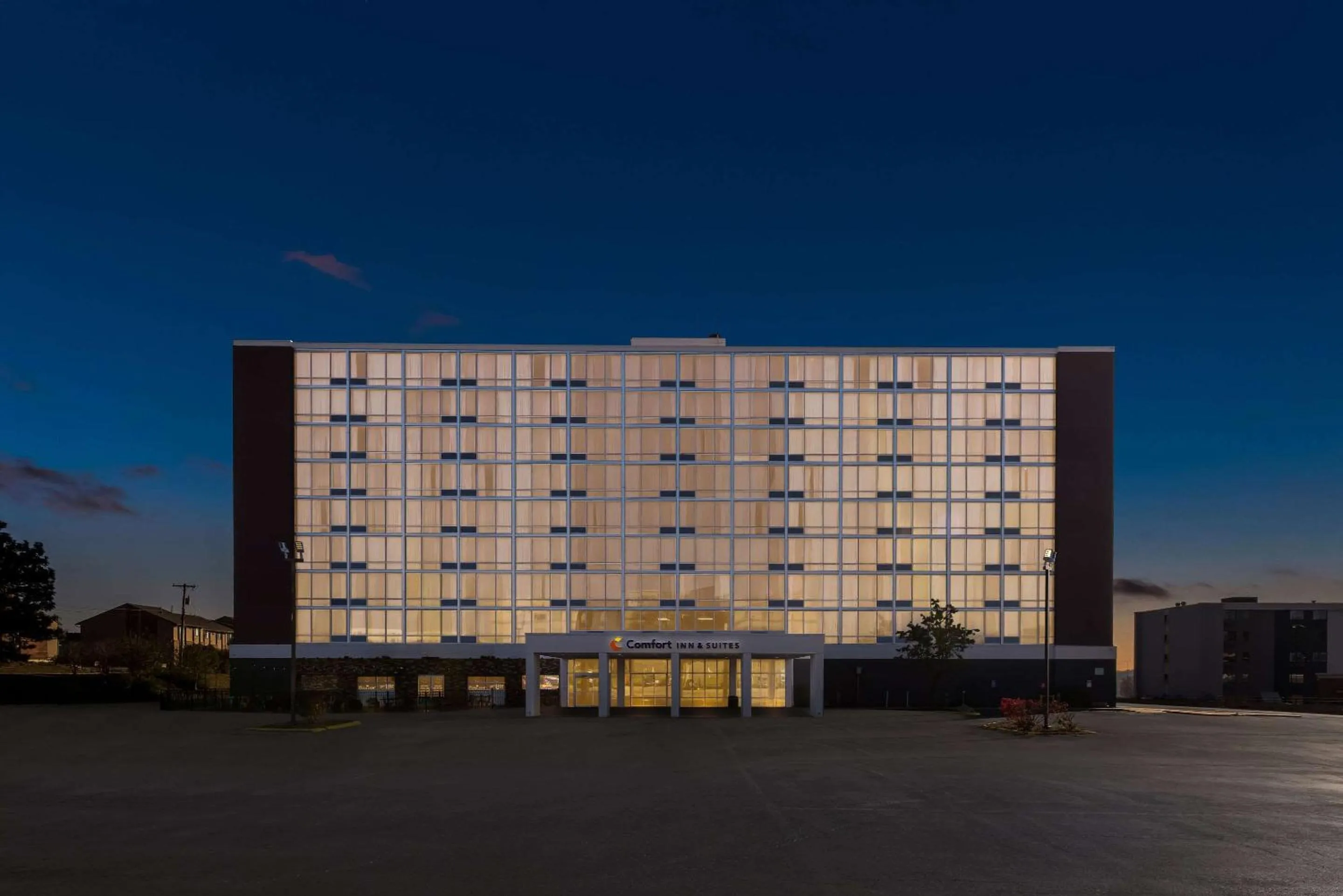 Property building in Comfort Inn & Suites Omaha Central