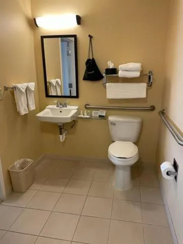 Toilet in Quality Inn & Suites Ogallala