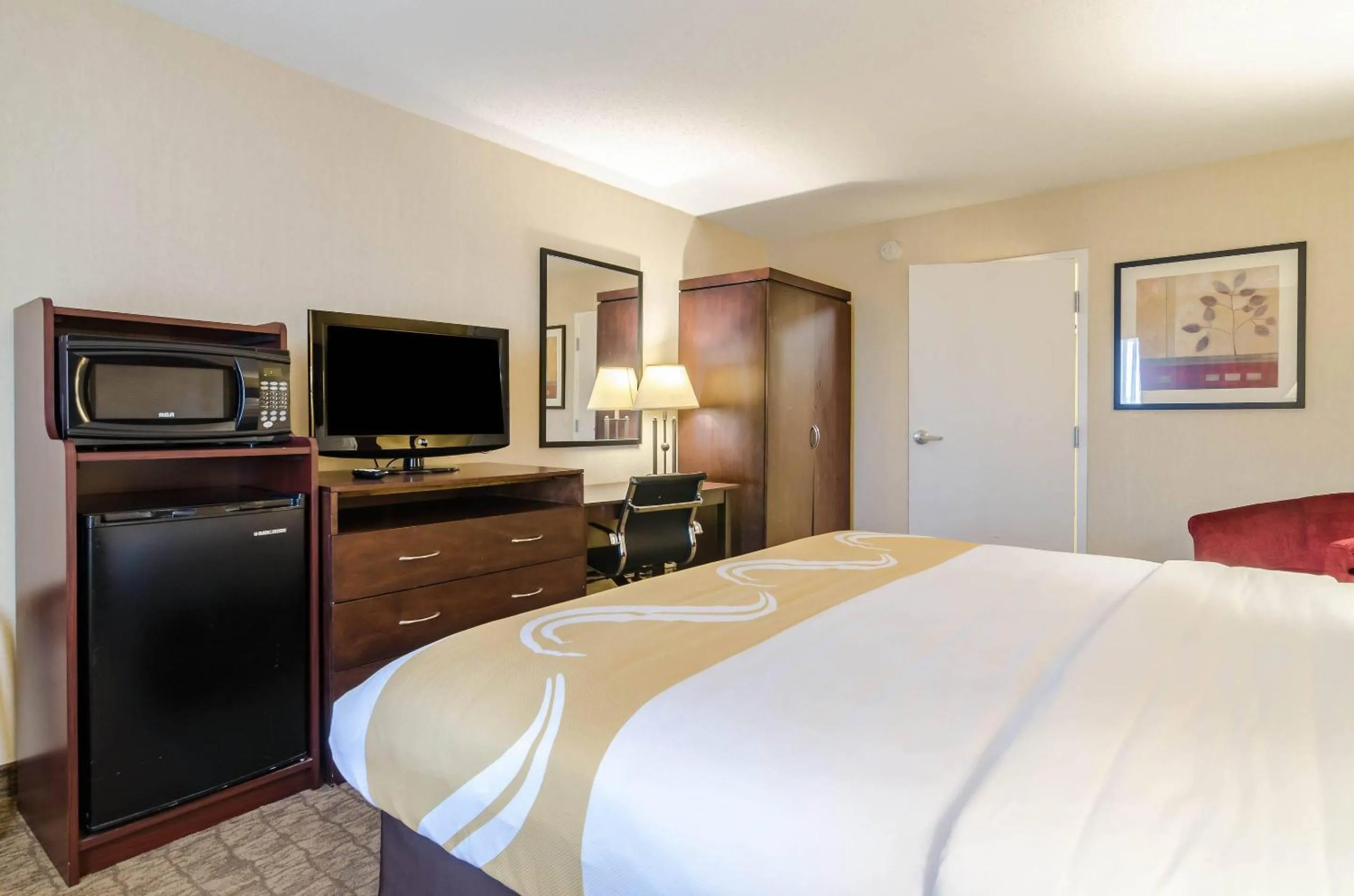 Bedroom, Bed in Quality Inn & Suites Ogallala