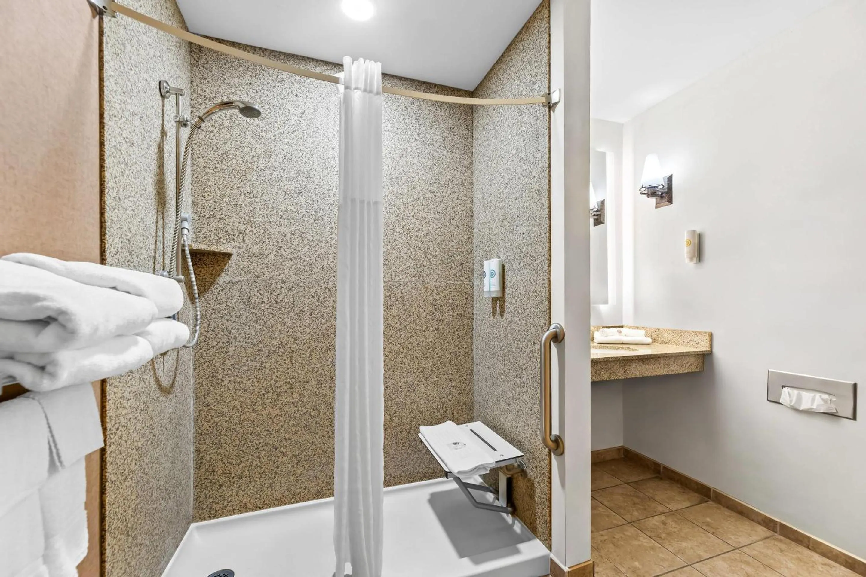 Bedroom in Comfort Suites Gothenburg South