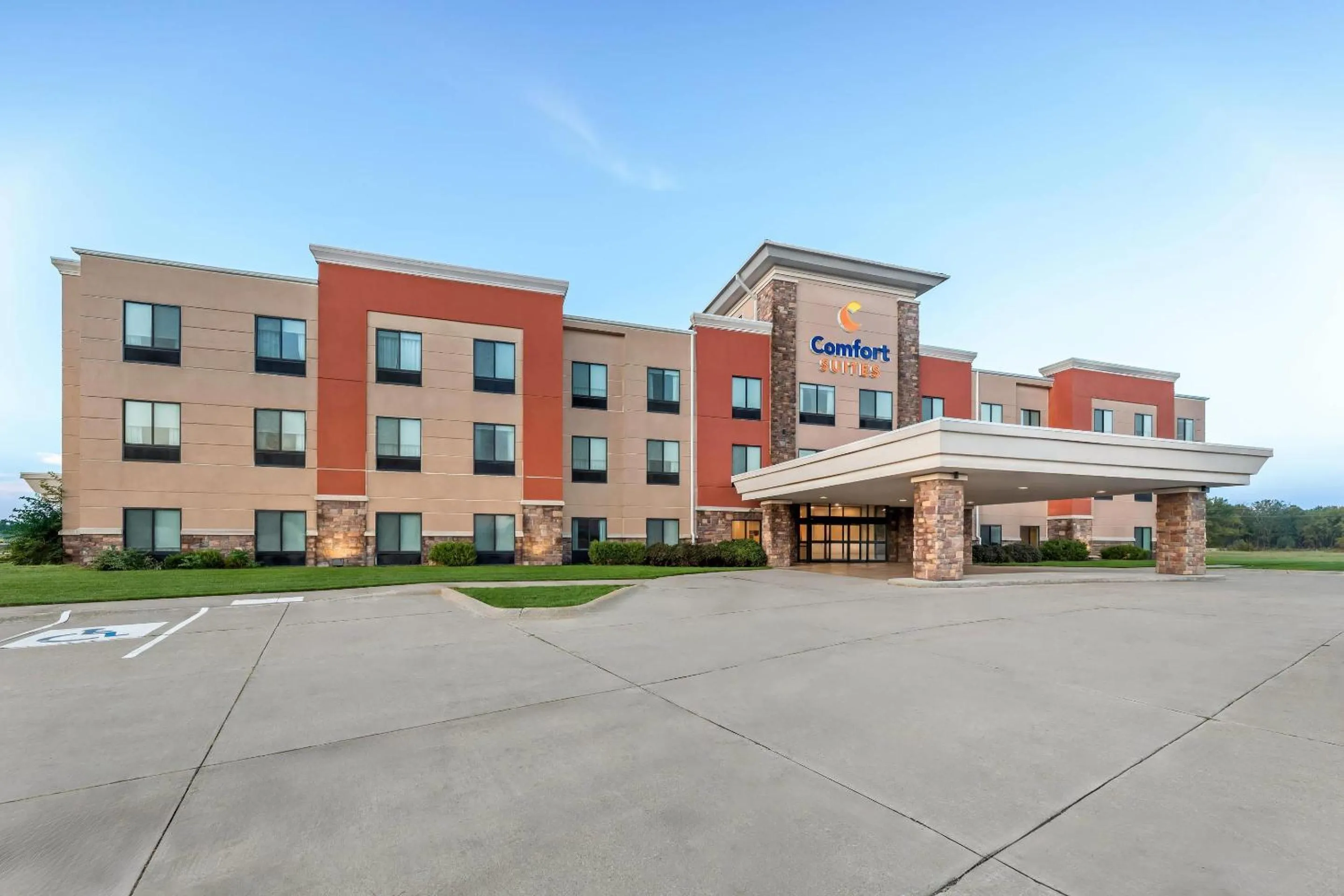 Property building in Comfort Suites Gothenburg South