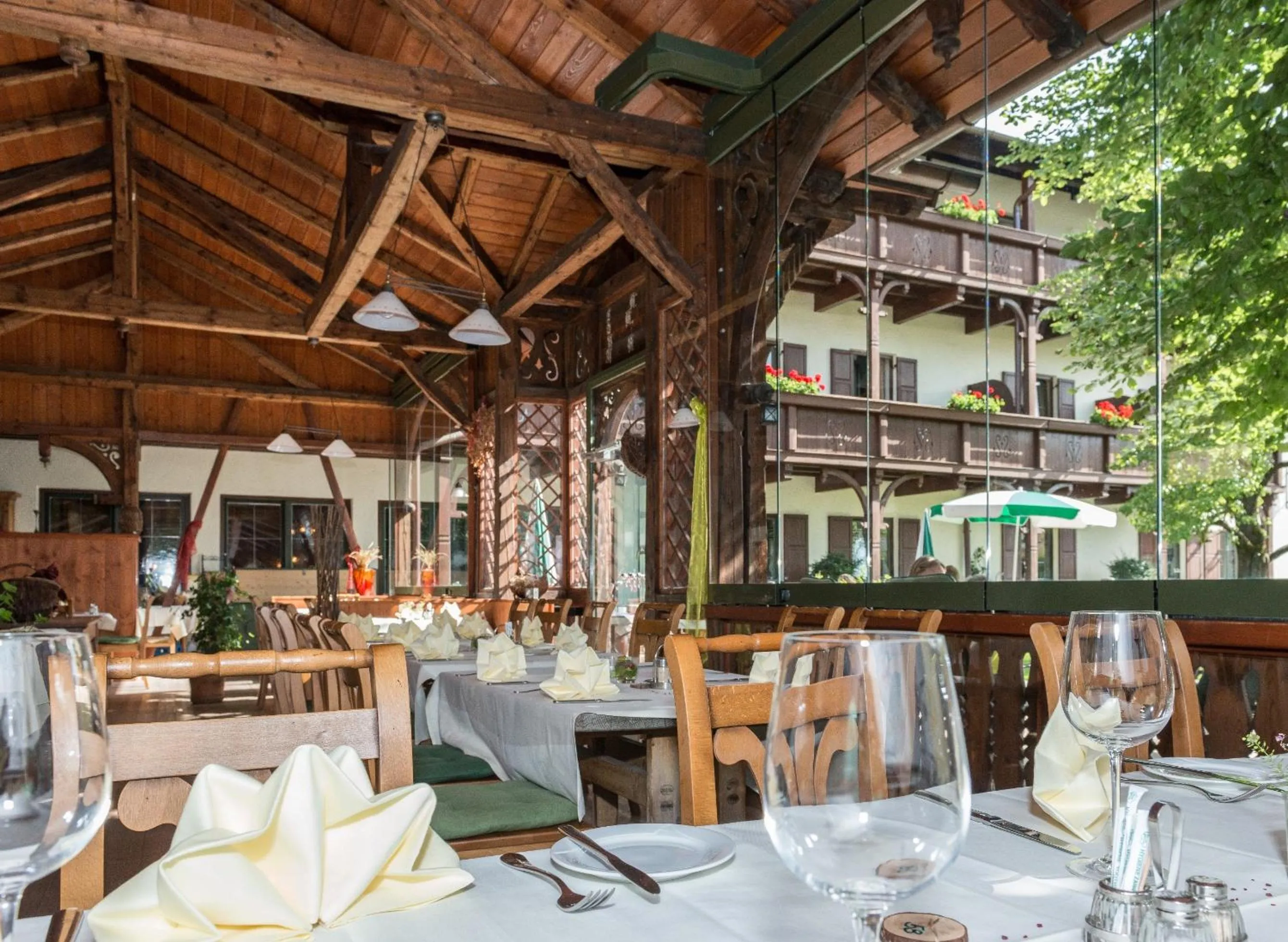 Restaurant/places to eat in Hotel Krone Tirol