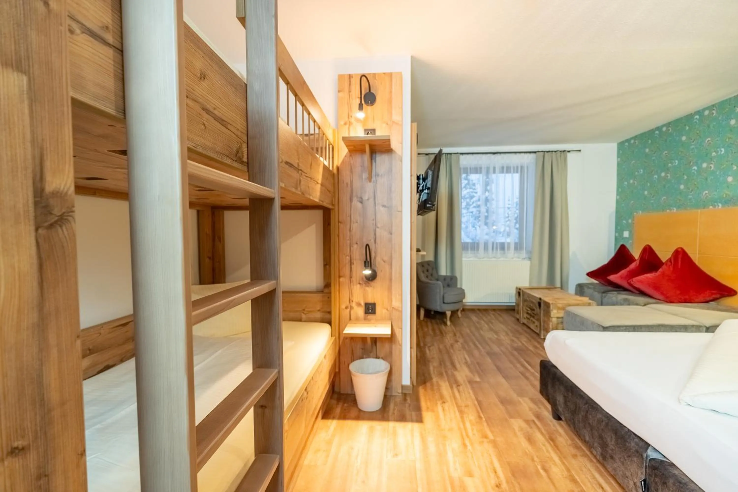 Bed in Hotel Krone Tirol