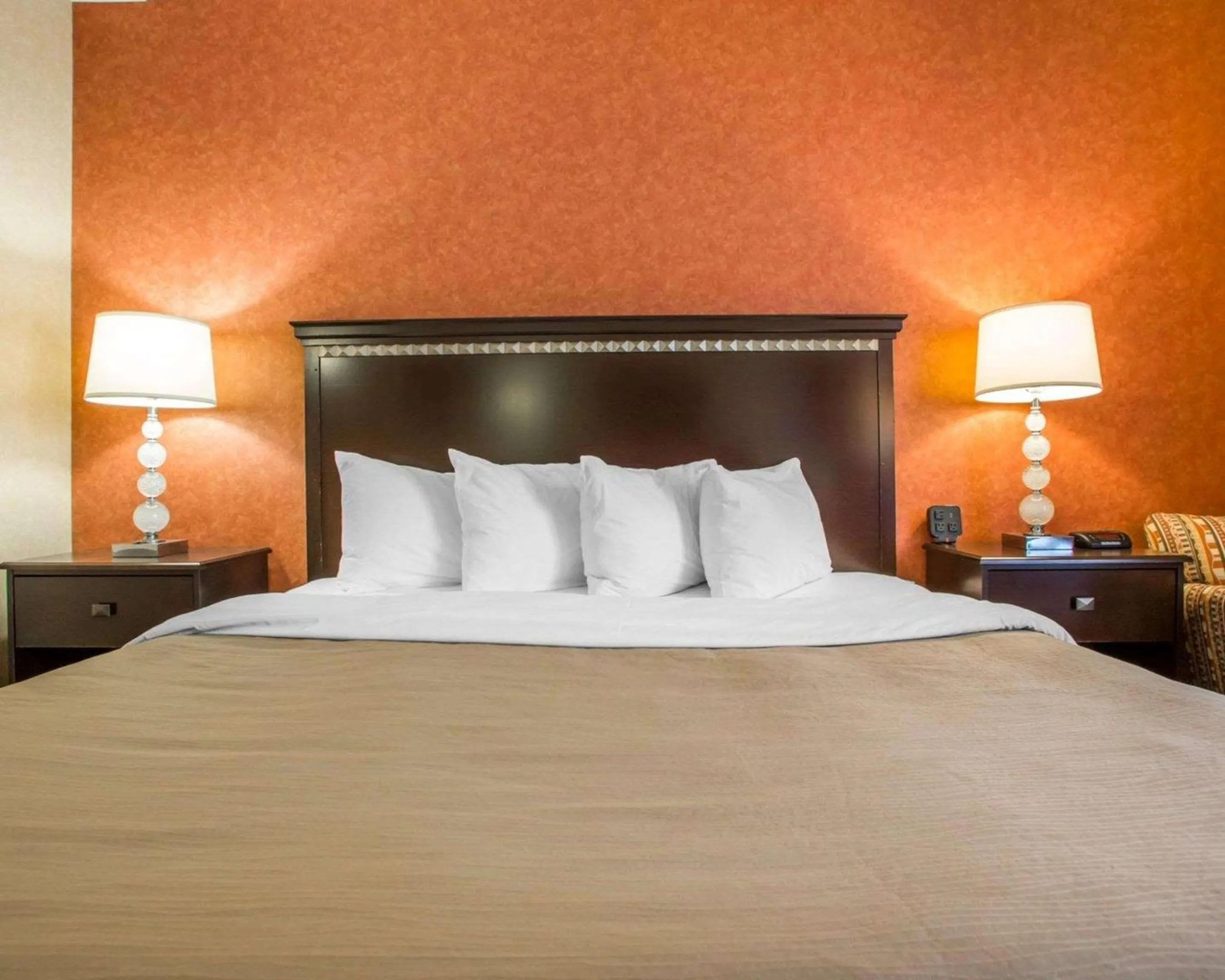 Bedroom, Bed in Quality Inn Vineland