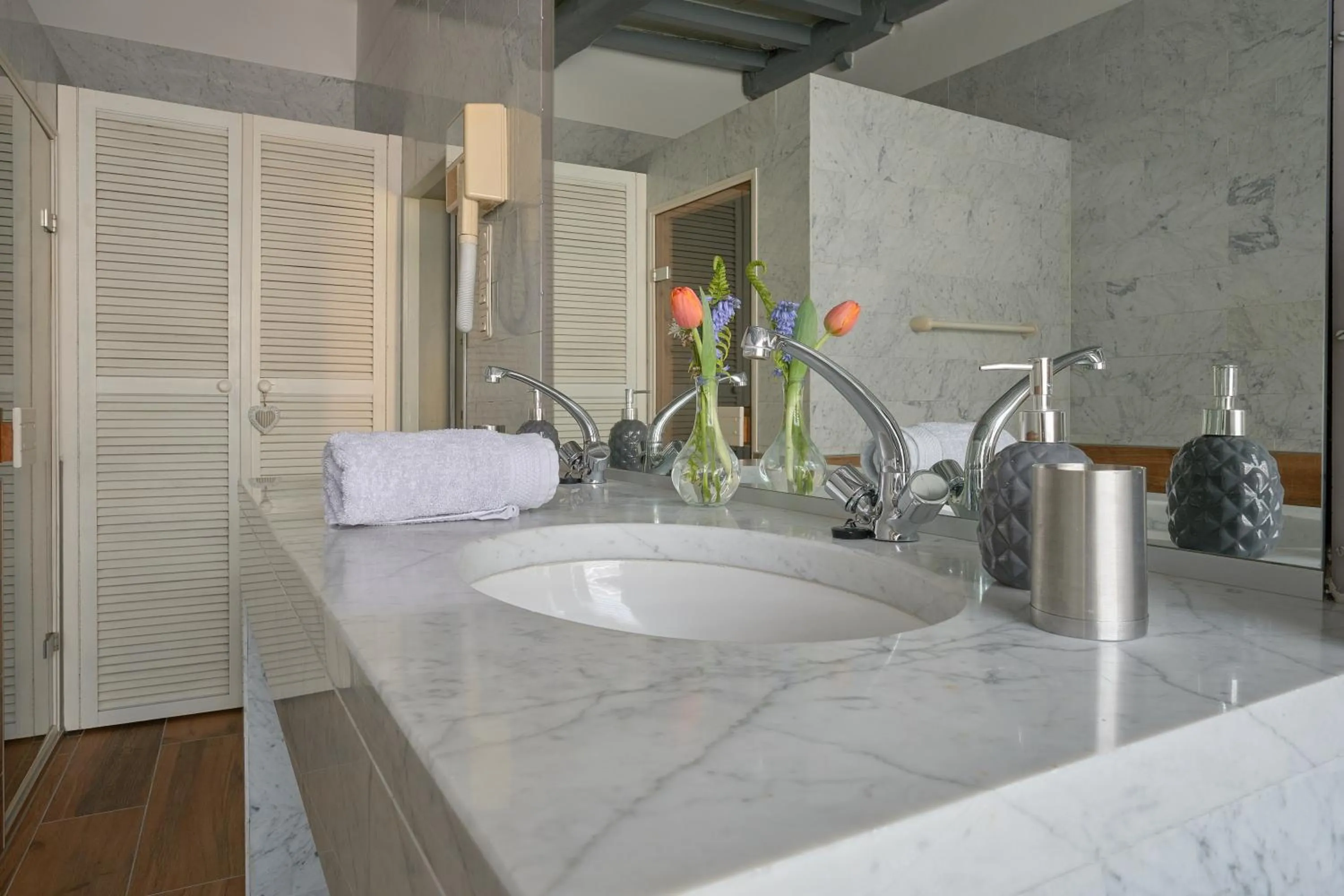 Bathroom in Het Gecroonde Swaert B&B