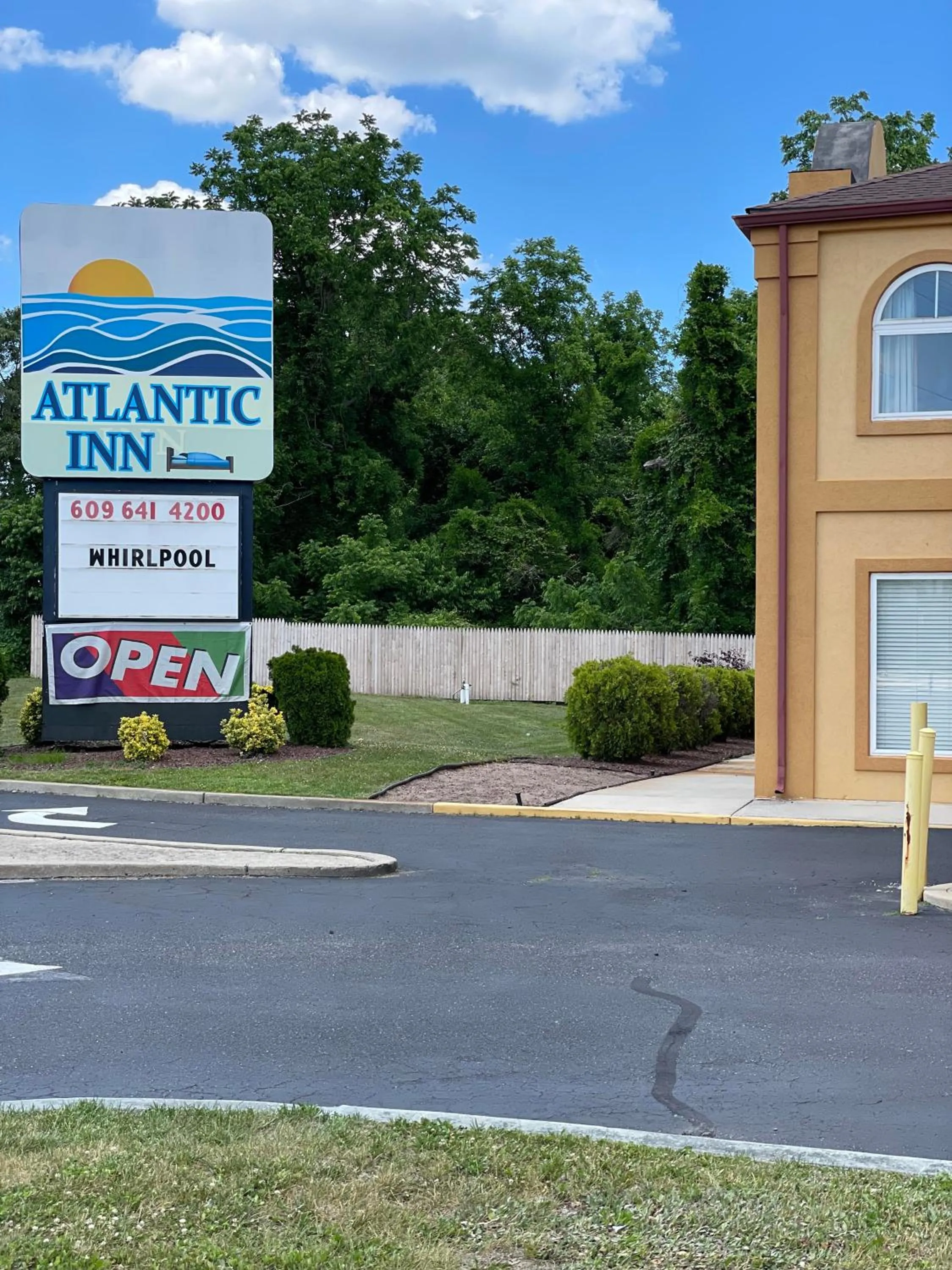 Atlantic Inn