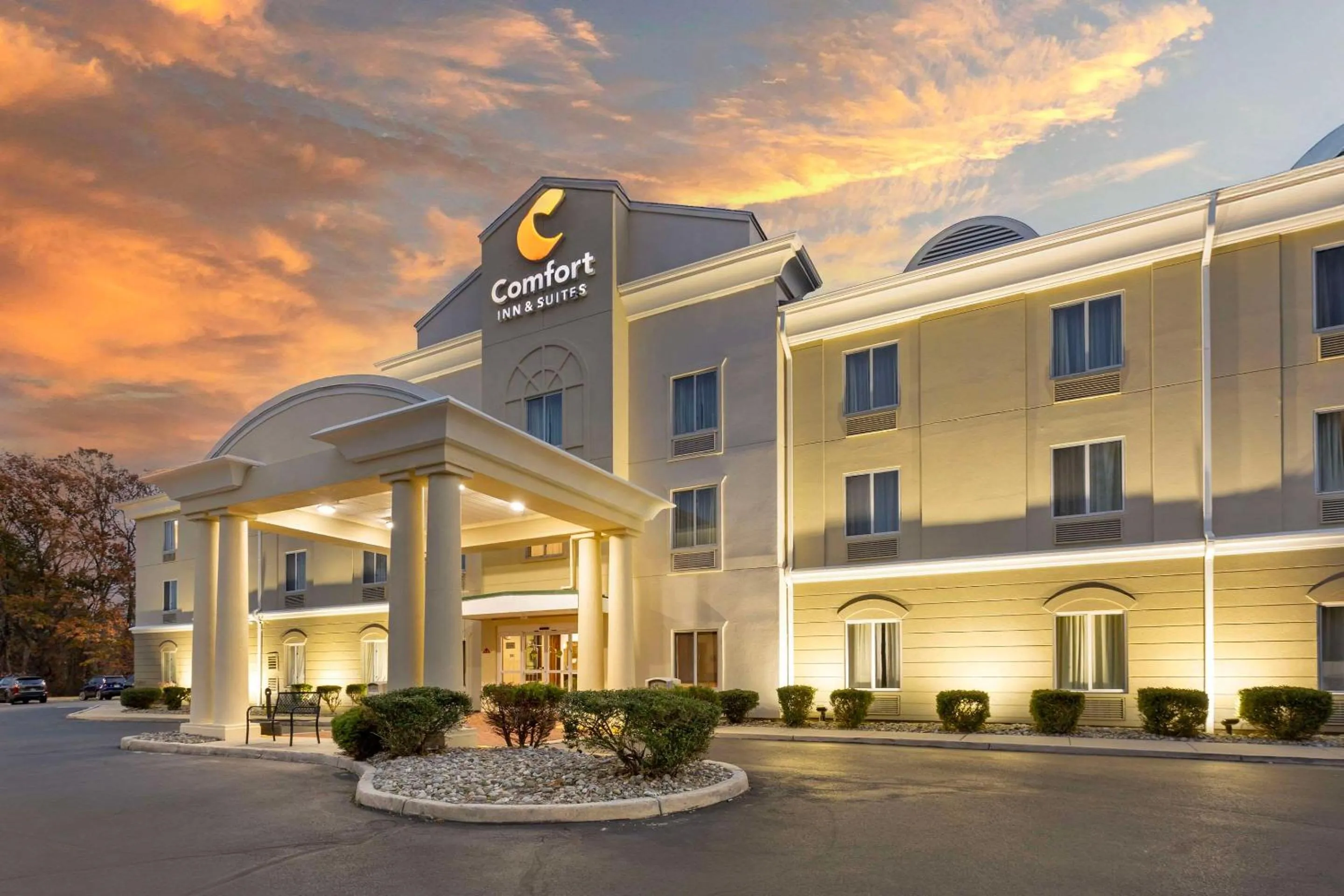 Property building in Comfort Inn & Suites Carneys Point