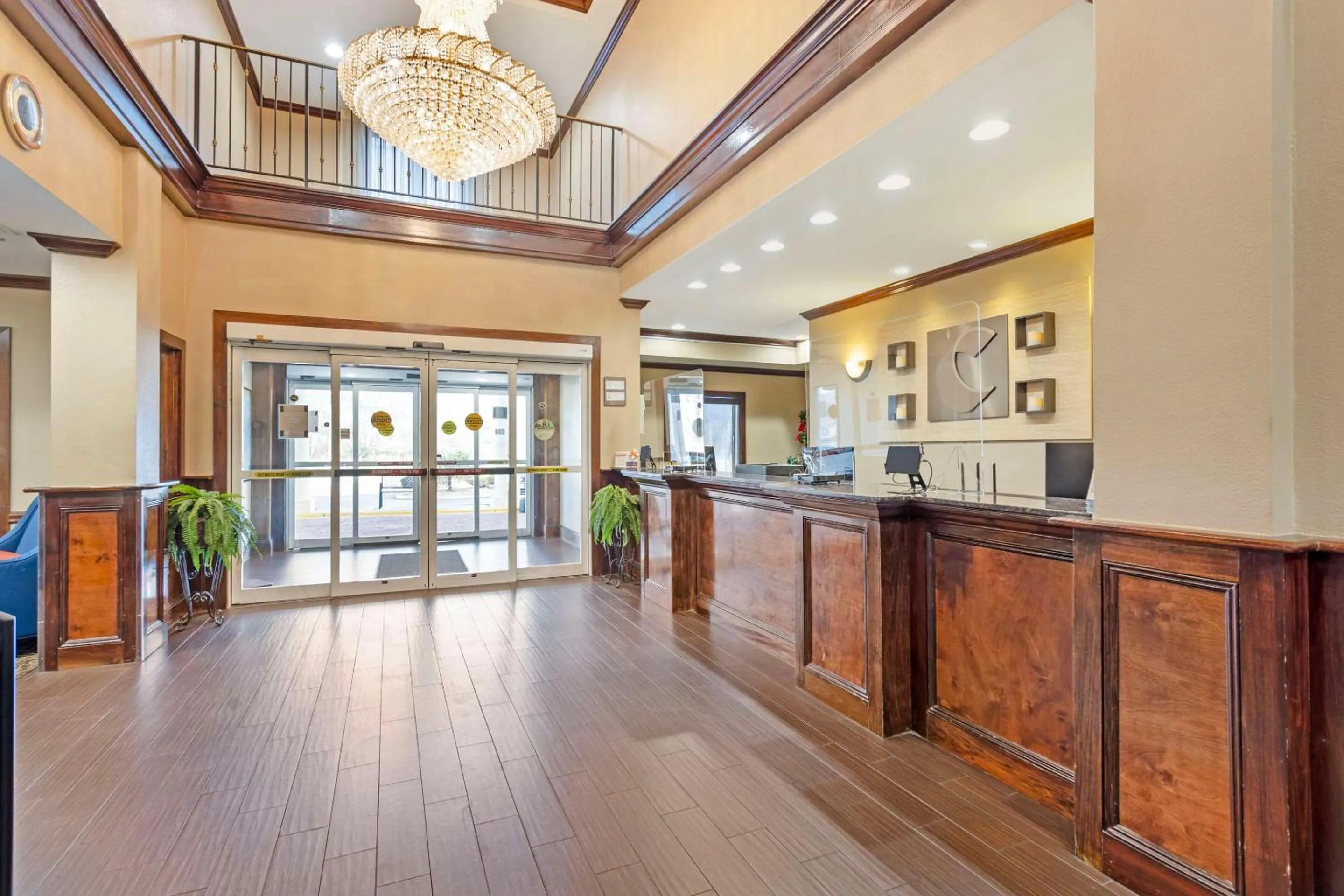 Lobby or reception in Comfort Inn & Suites Carneys Point