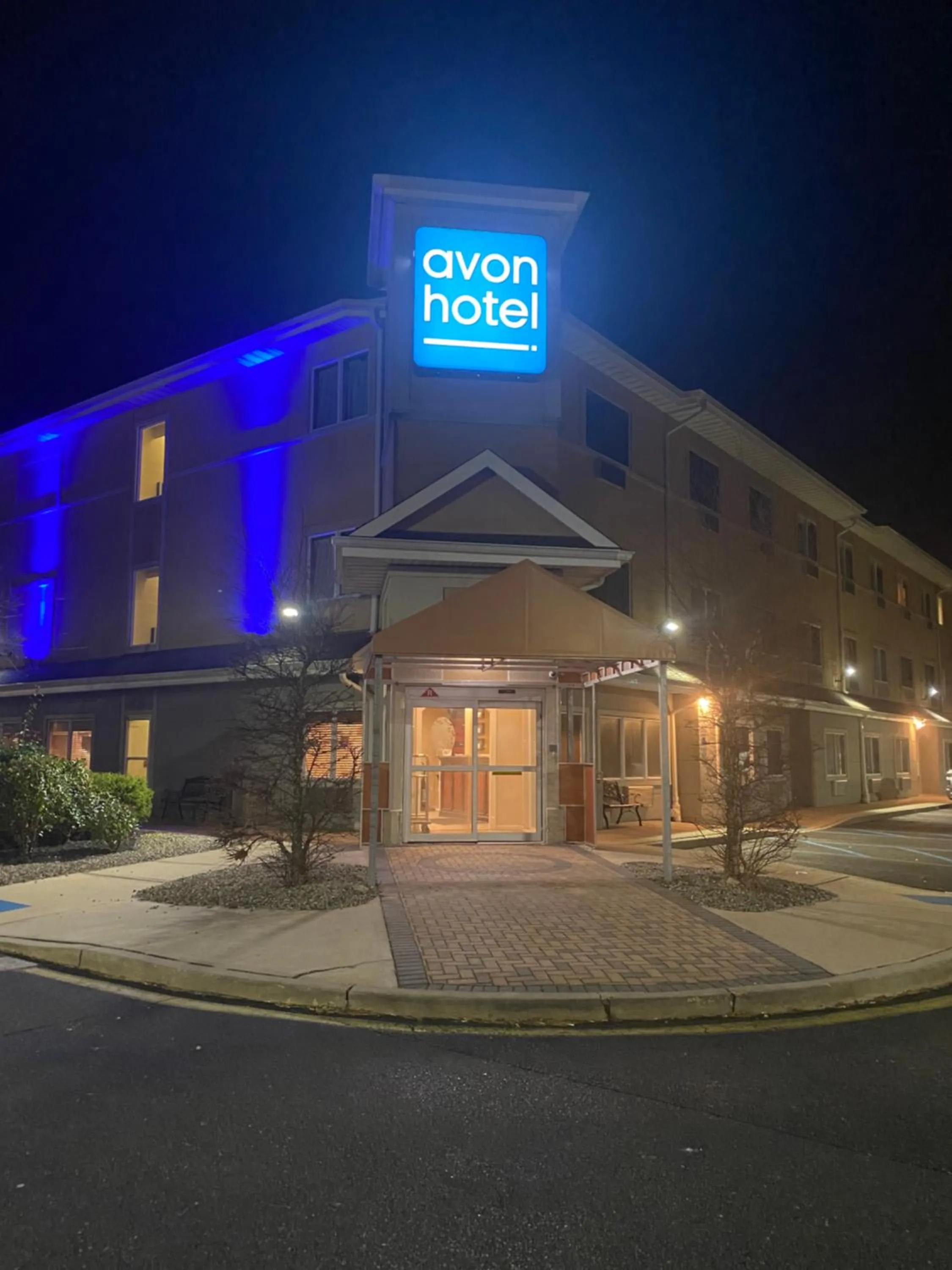 Property building in Avon Hotel - Toms River