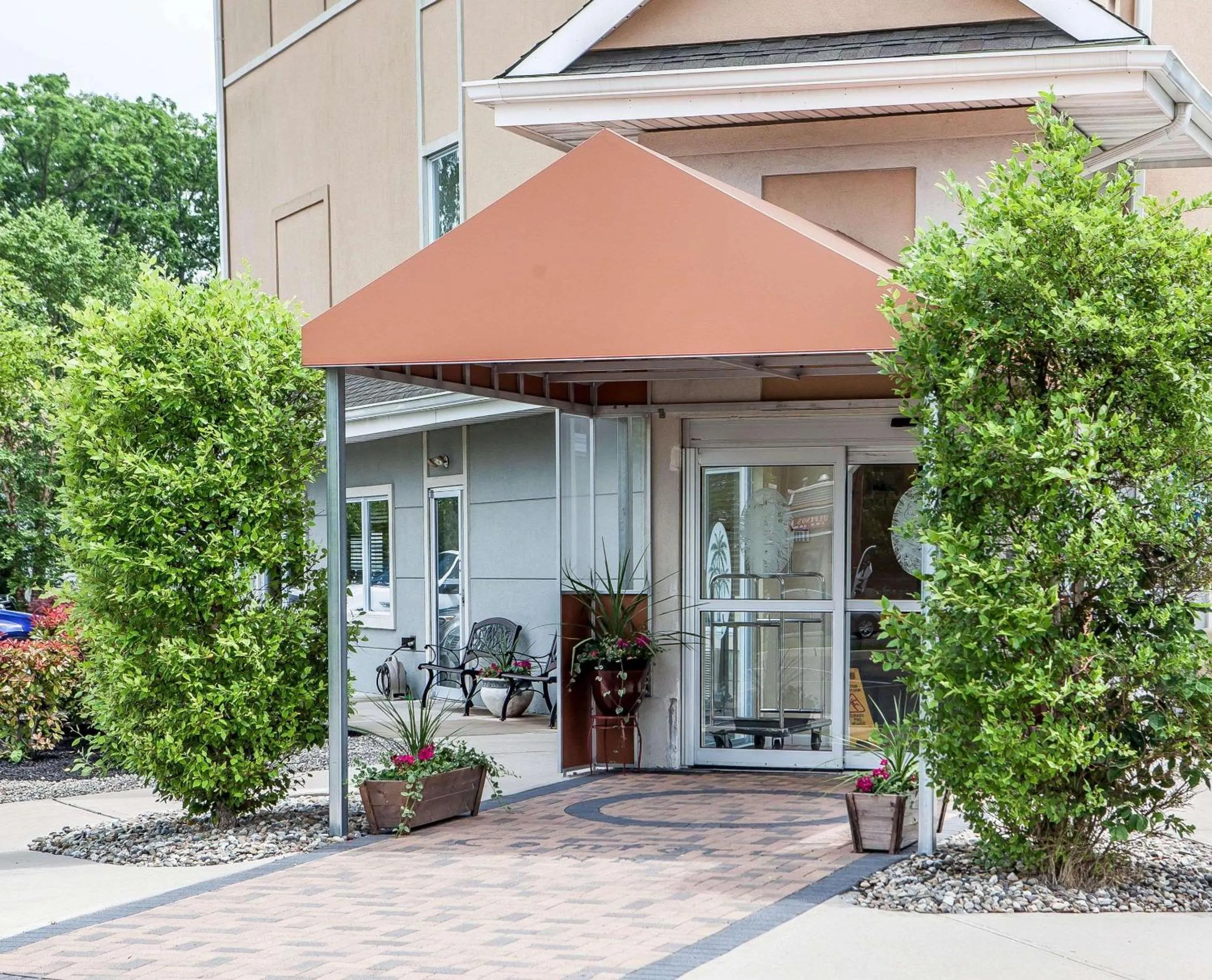 Property building in Avon Hotel - Toms River