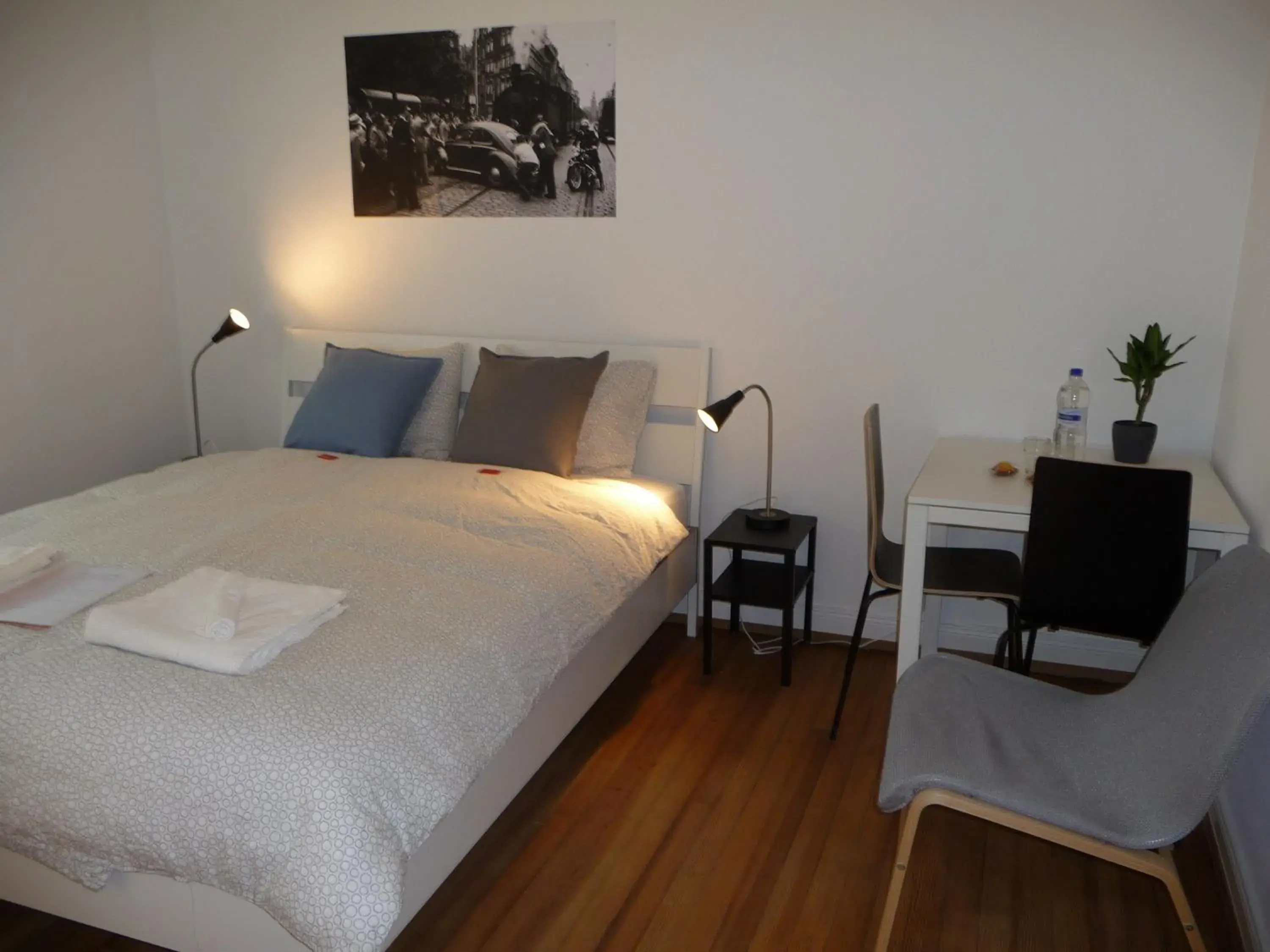 Quadruple Room with Private External Bathroom in rooms lux city Quadruple Room with Private External Bathroom in rooms lux city