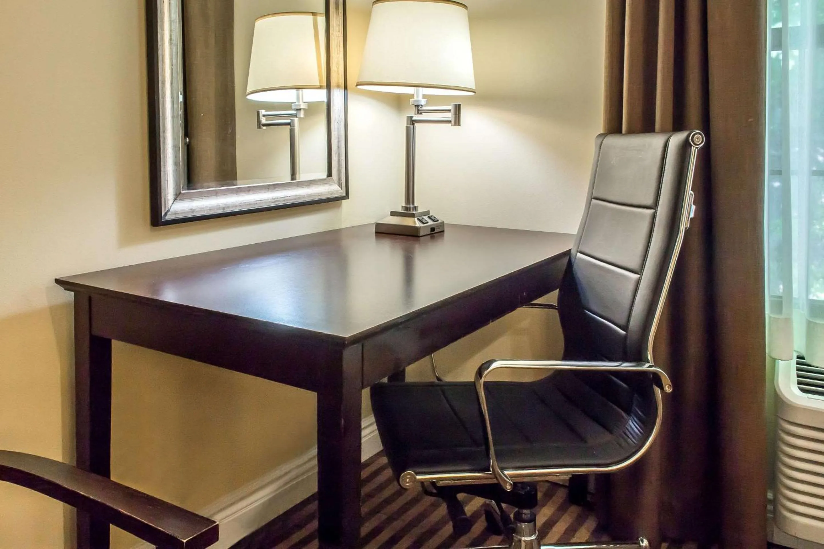 Photo of the whole room in Quality Inn near Mountain Creek