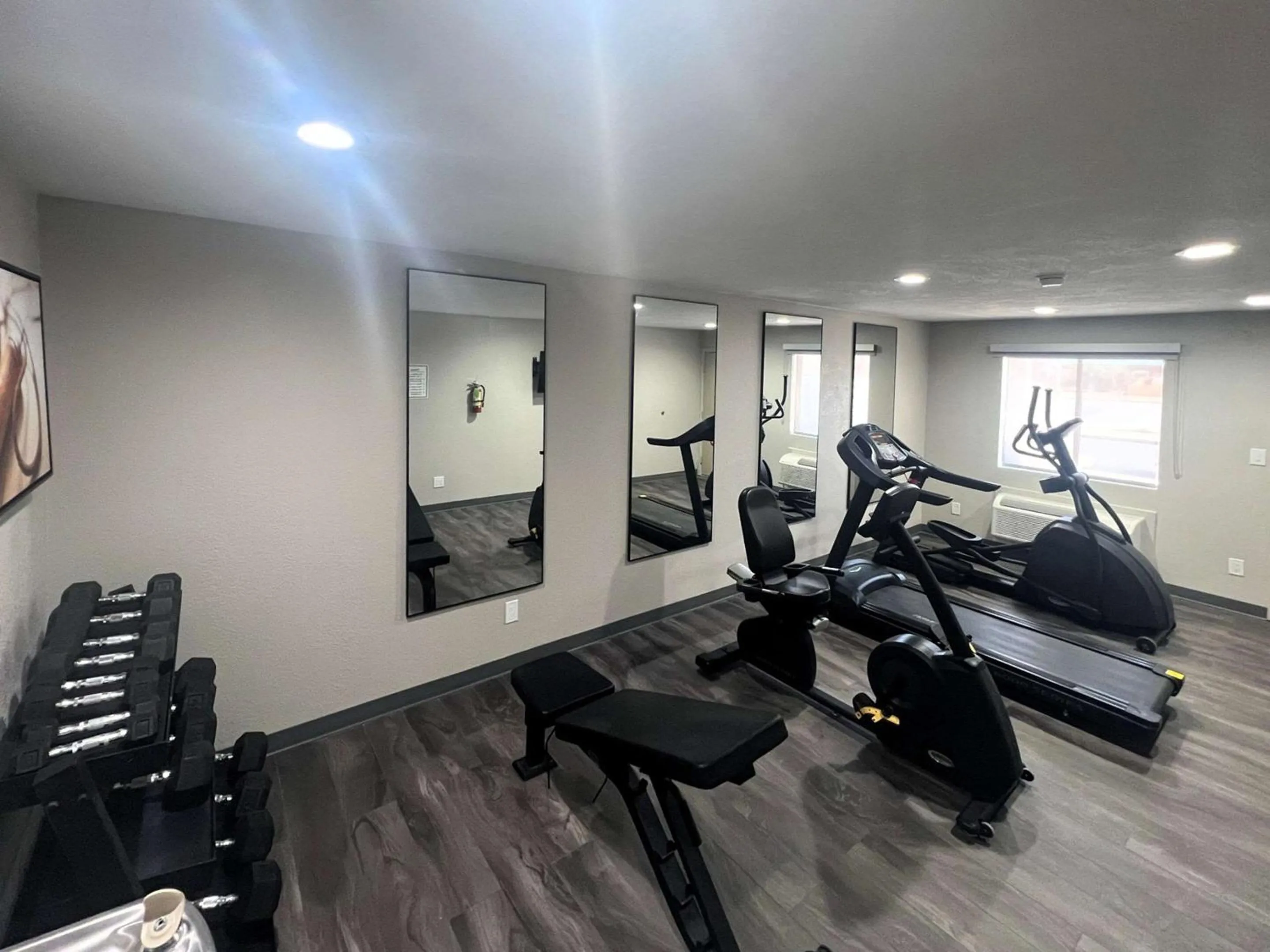 Fitness centre/facilities in Quality Inn & Suites Near White Sands National Park