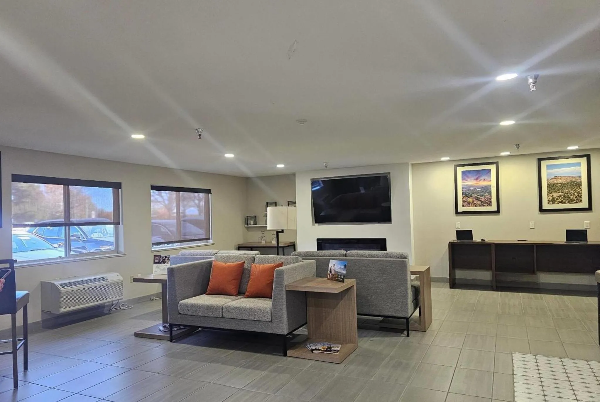 Lobby or reception in Wingate by Wyndham Los Alamos