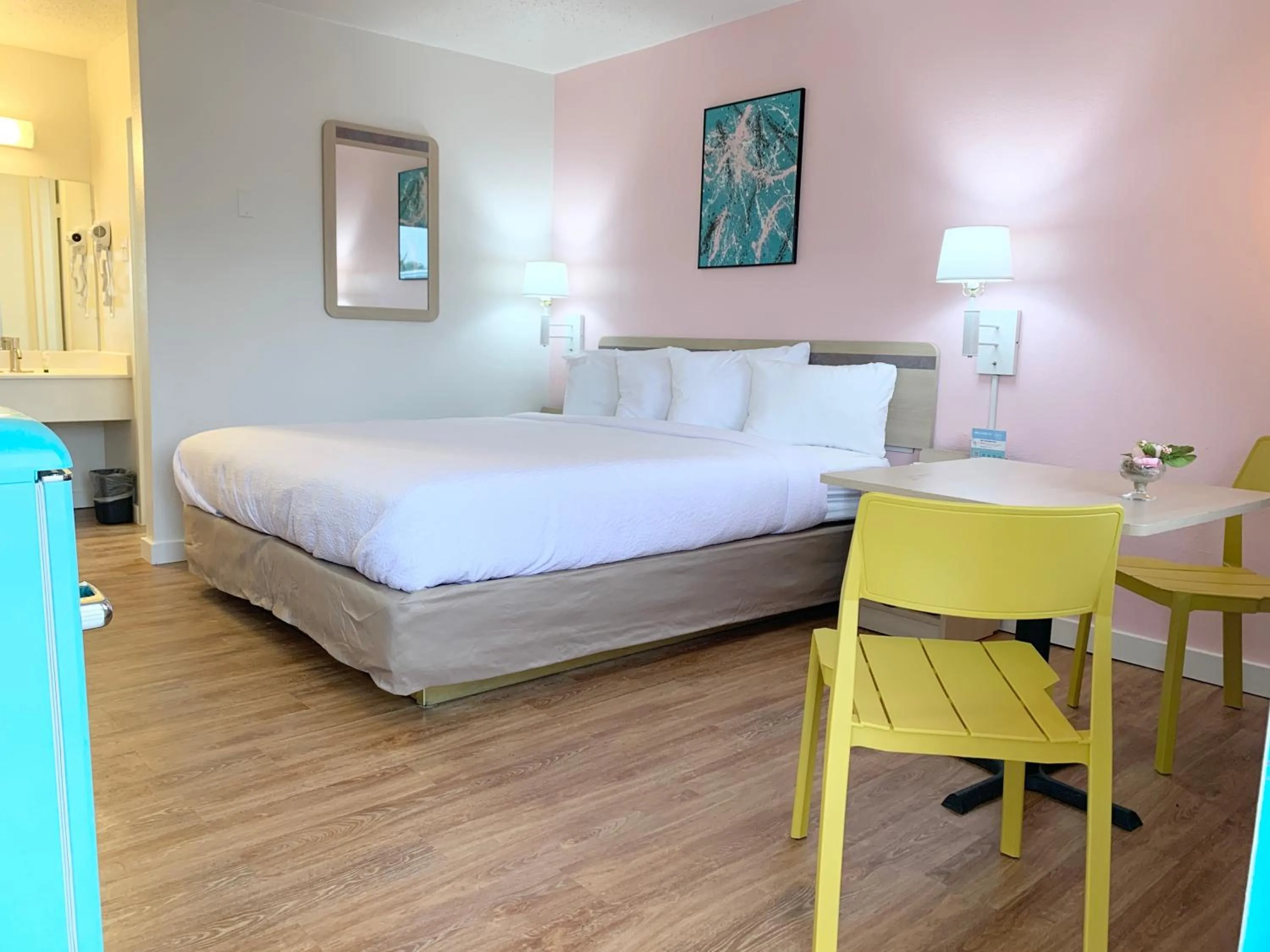 Bedroom, Bed in LuLu Silver City