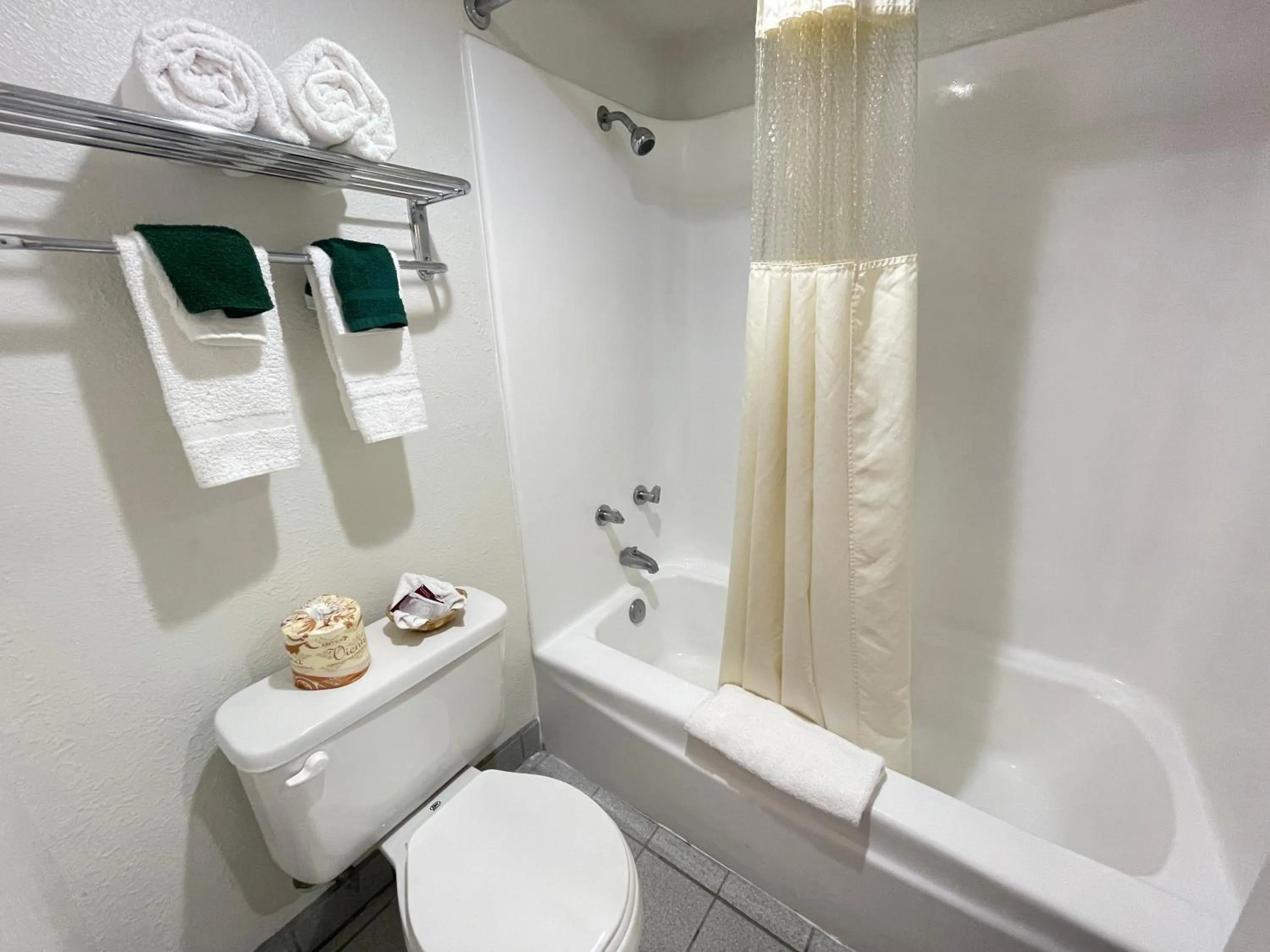 Bathroom in LuLu Silver City