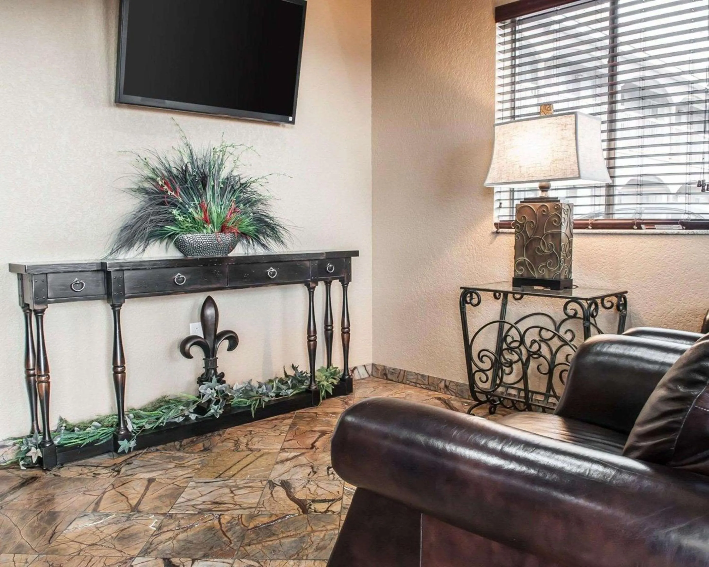 Lobby or reception in Suburban Studios Alamogordo