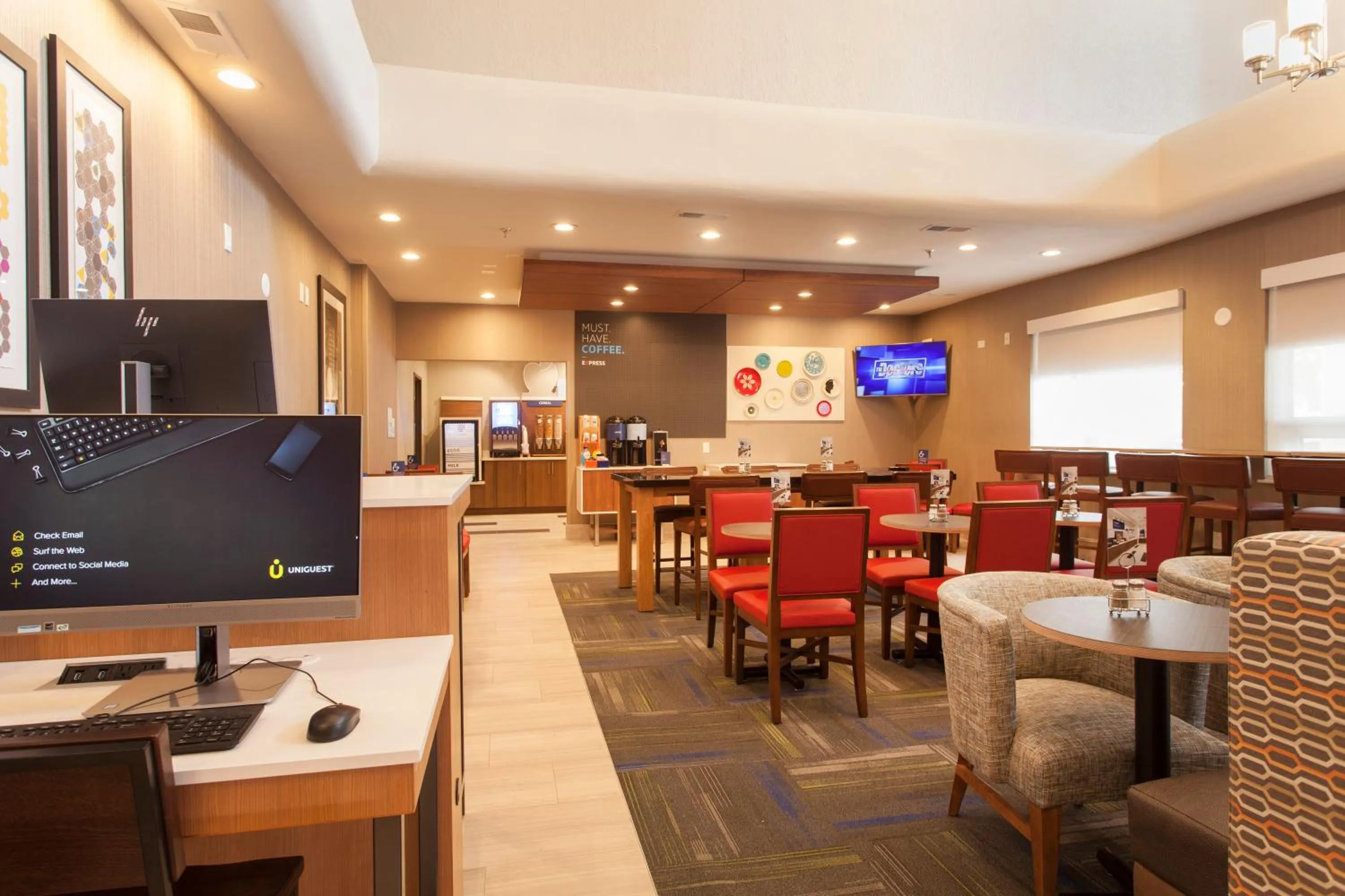 Property building in Holiday Inn Express & Suites - Santa Fe by IHG