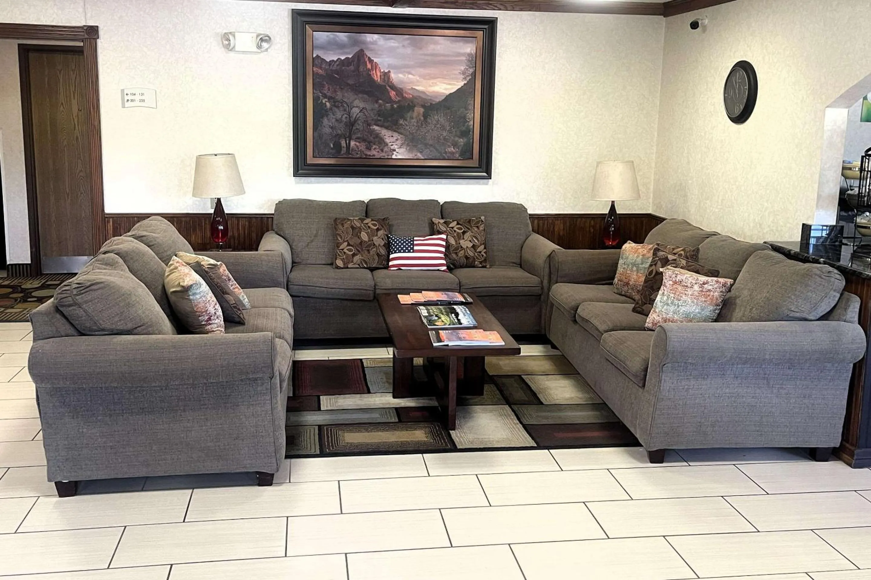 Lobby or reception in Quality Inn Raton, NM