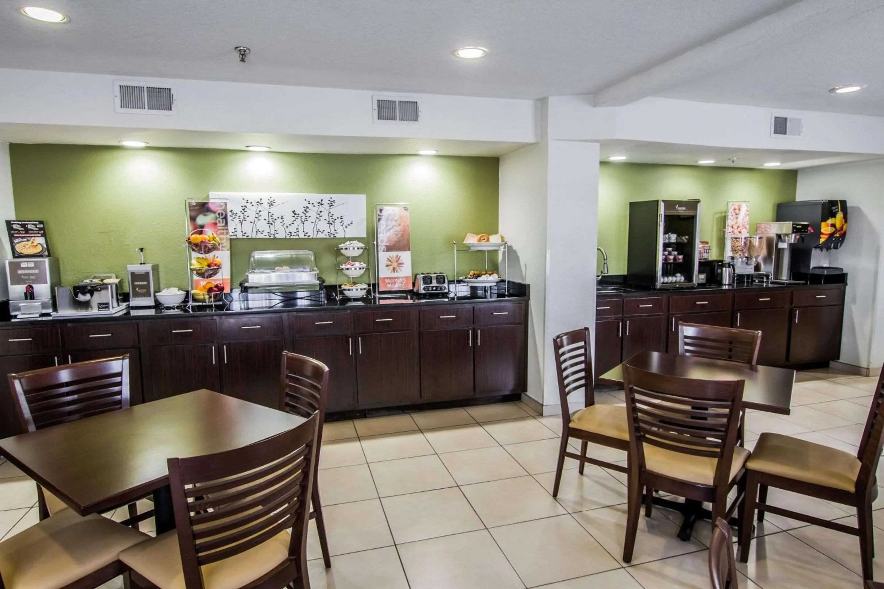 Breakfast in Sleep Inn Gallup