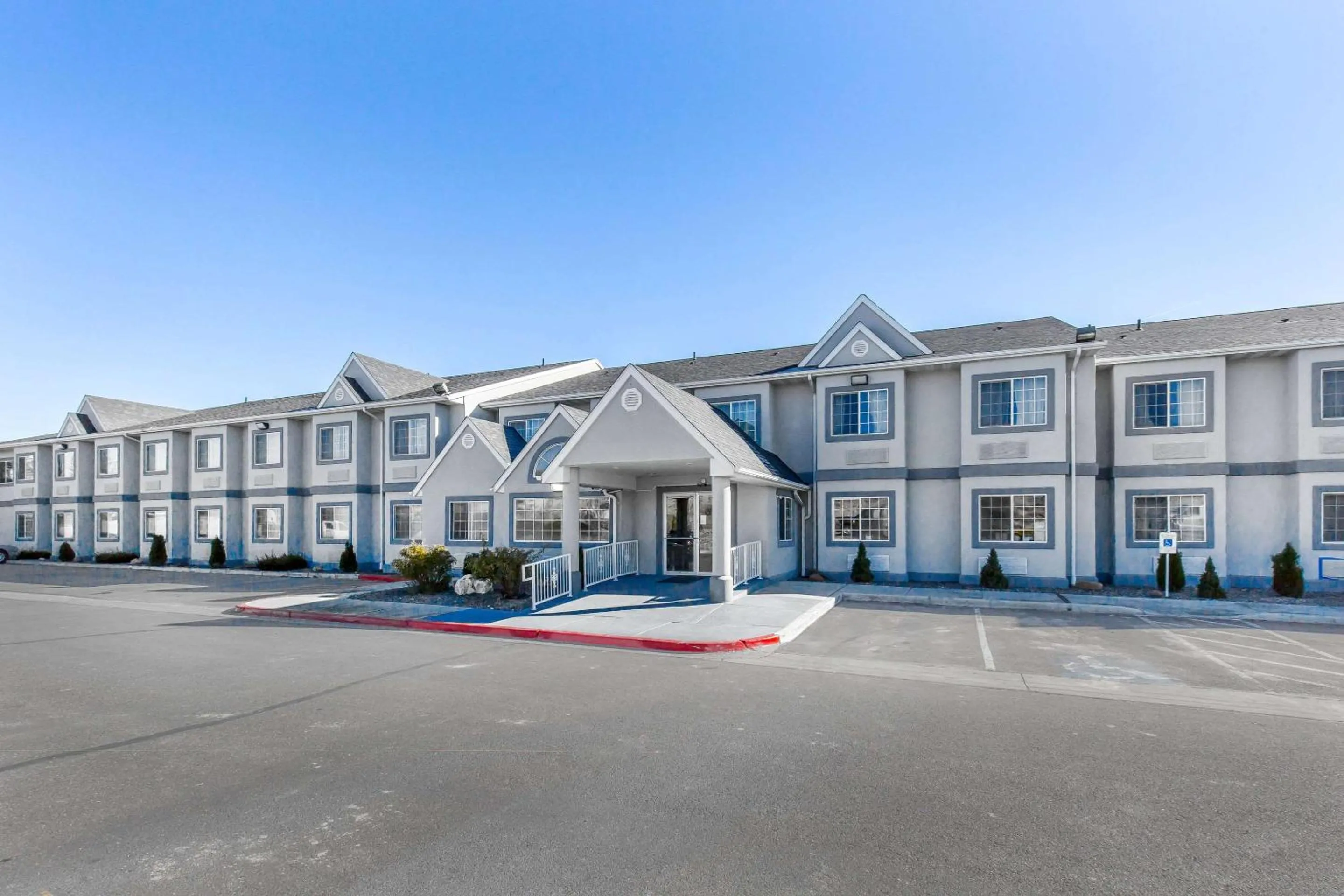 Property building in Quality Inn & Suites Elko