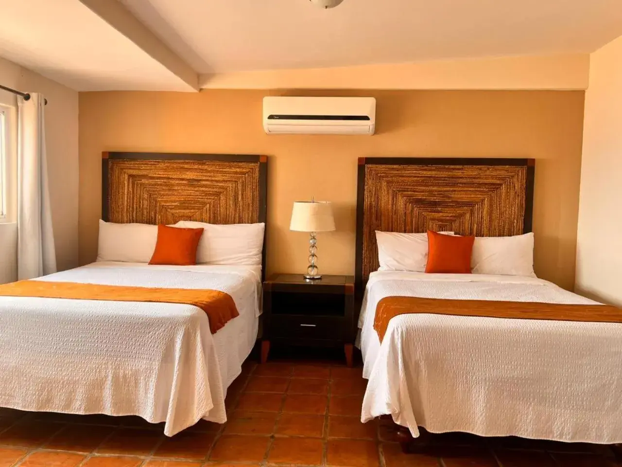 Double Room in Los Vientos Hotel Double Room in Los Vientos Hotel