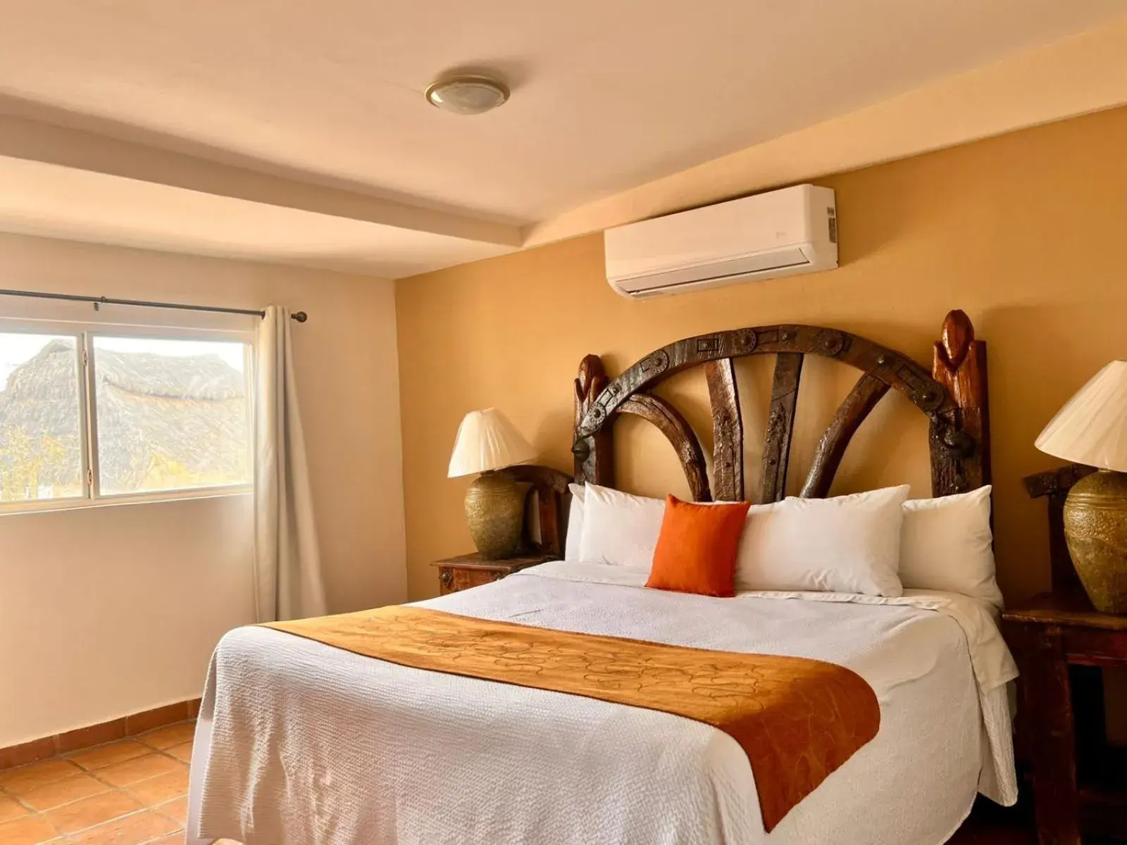 Deluxe King Room in Los Vientos Hotel Deluxe King Room in Los Vientos Hotel