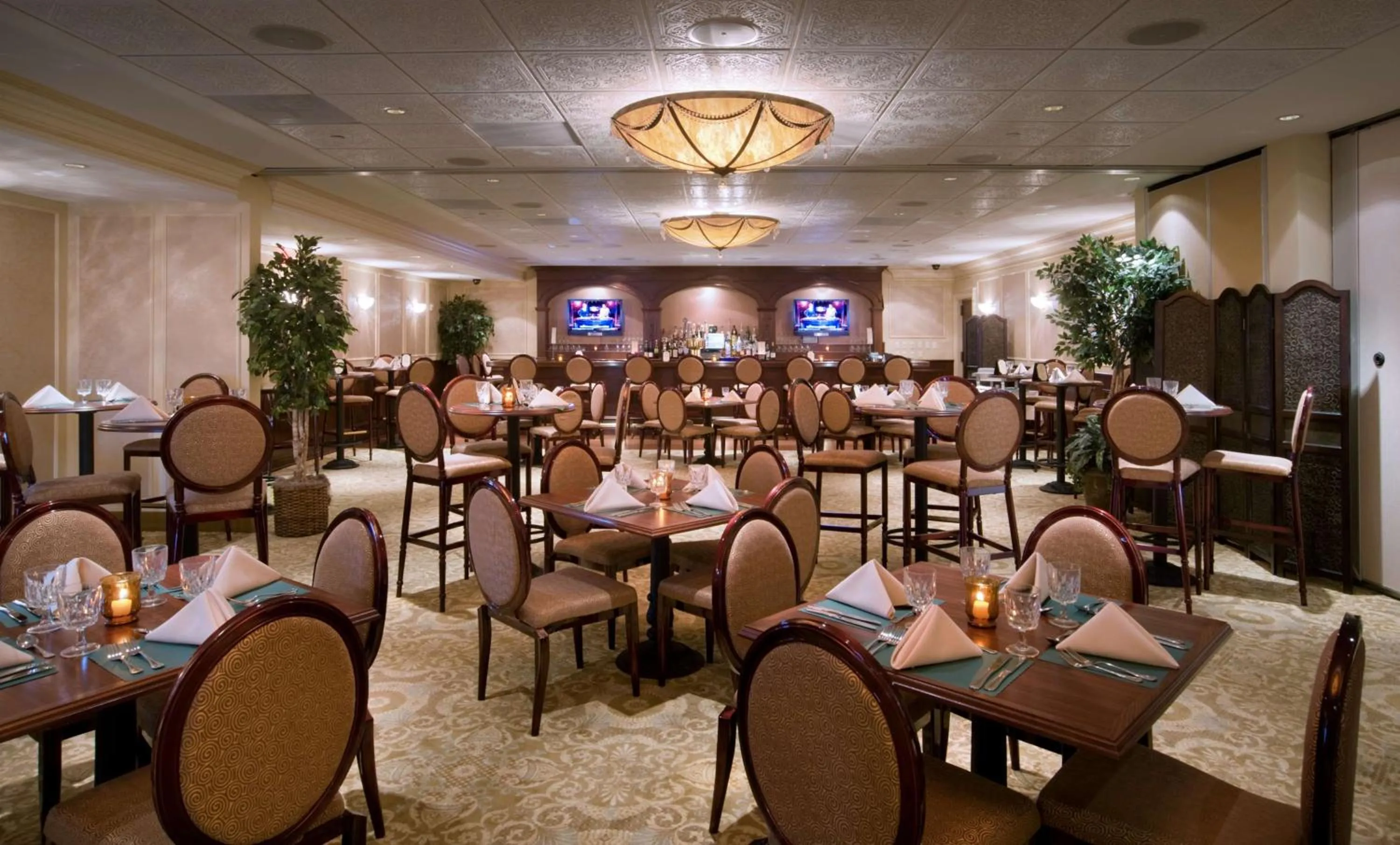 Restaurant/places to eat in DoubleTree by Hilton Nanuet