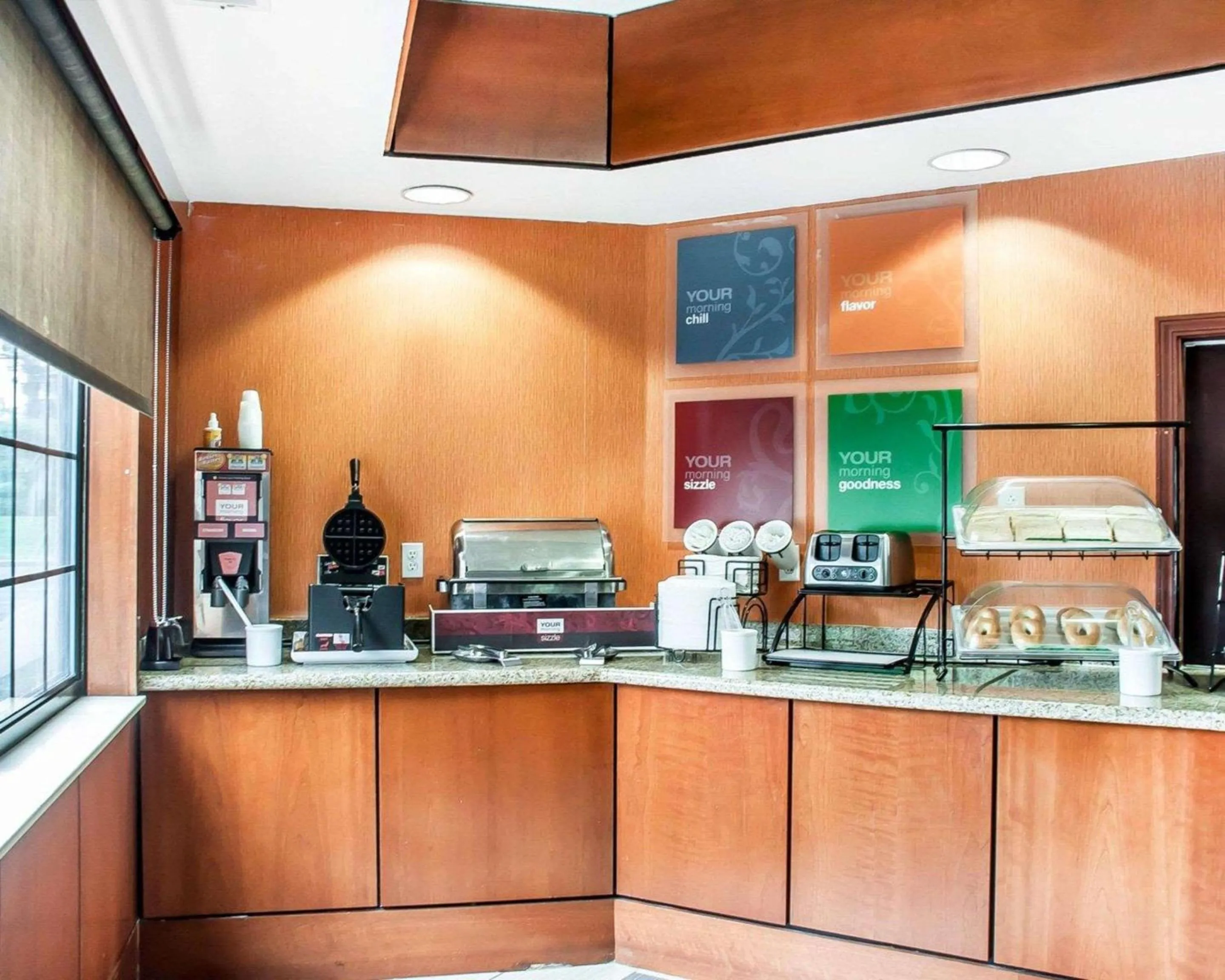 Restaurant/places to eat in Comfort Inn & Suites Hamburg - Buffalo South