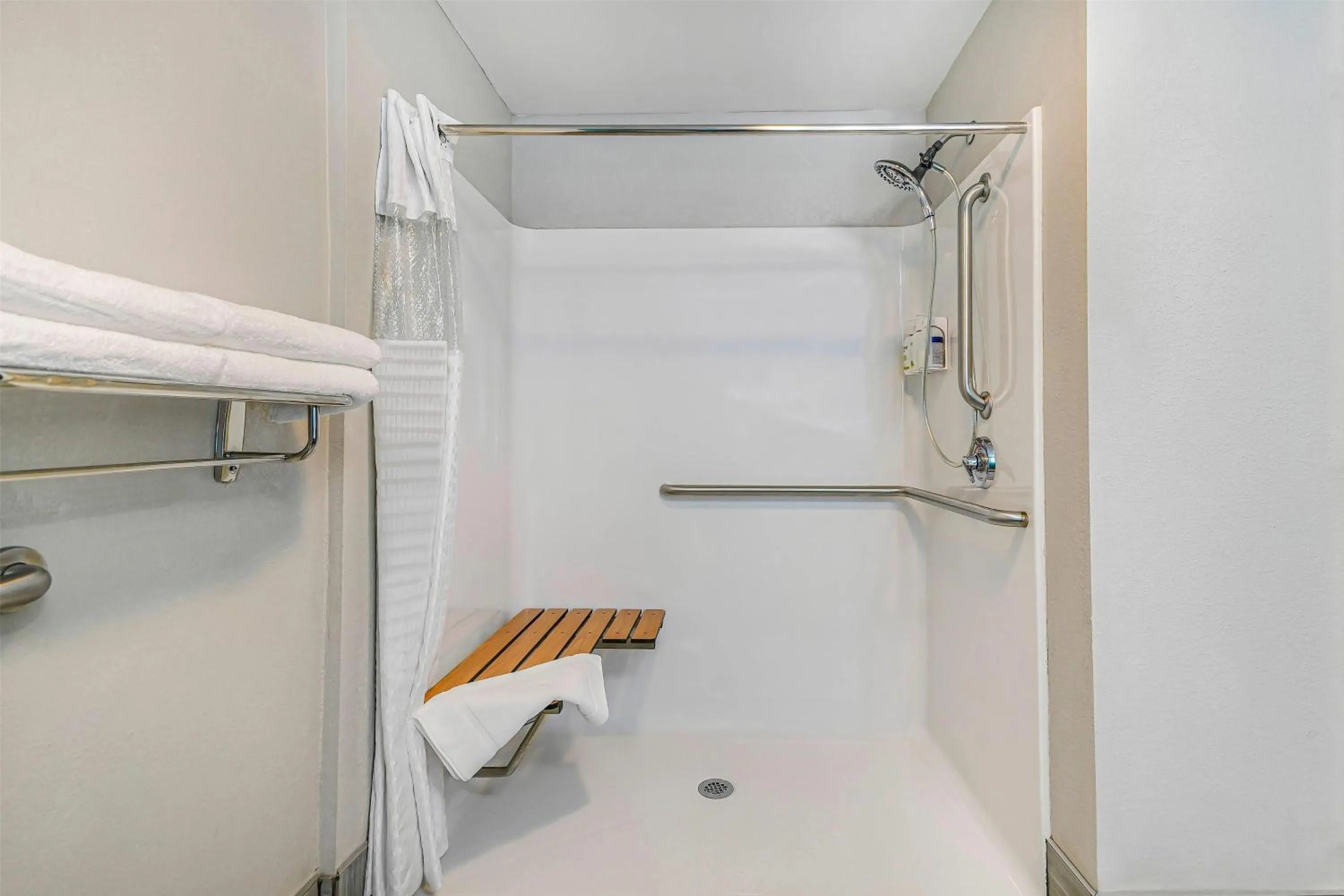 Shower in La Quinta by Wyndham Batavia