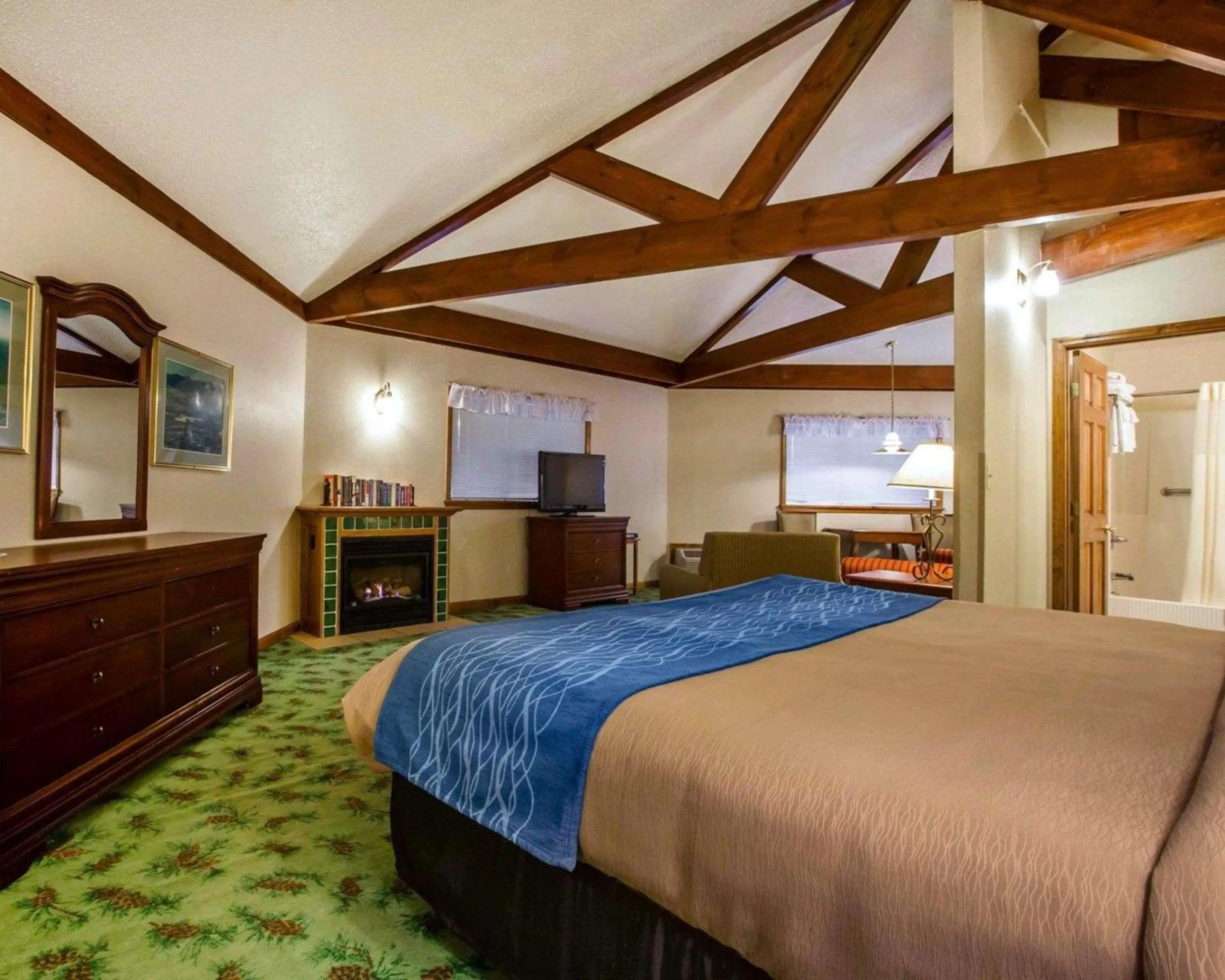 Photo of the whole room in Quality Inn Lake Placid