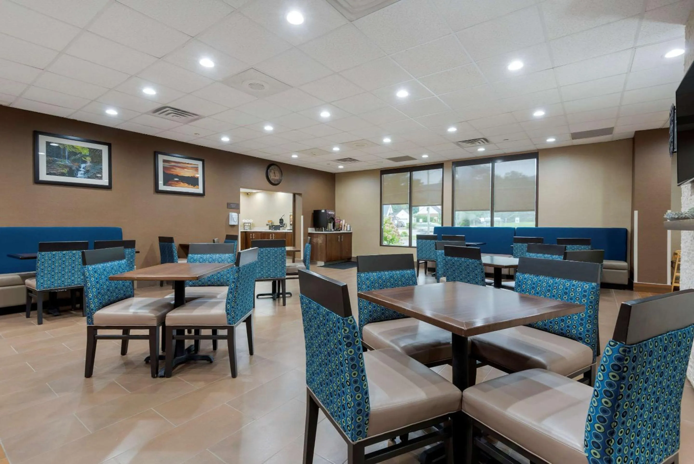 Restaurant/places to eat in Comfort Inn Binghamton I-81