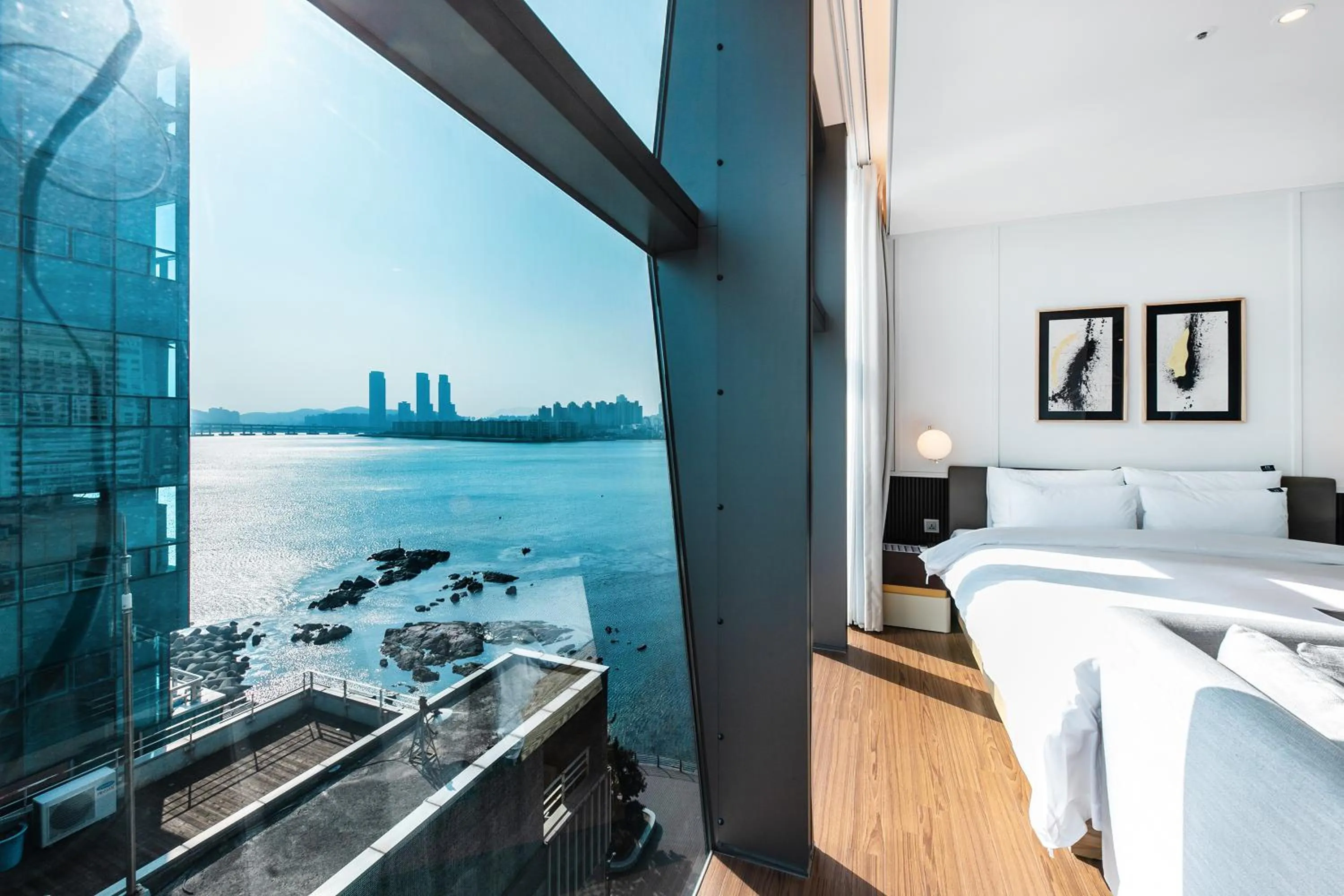 Bed in H Avenue Gwanganri Beach