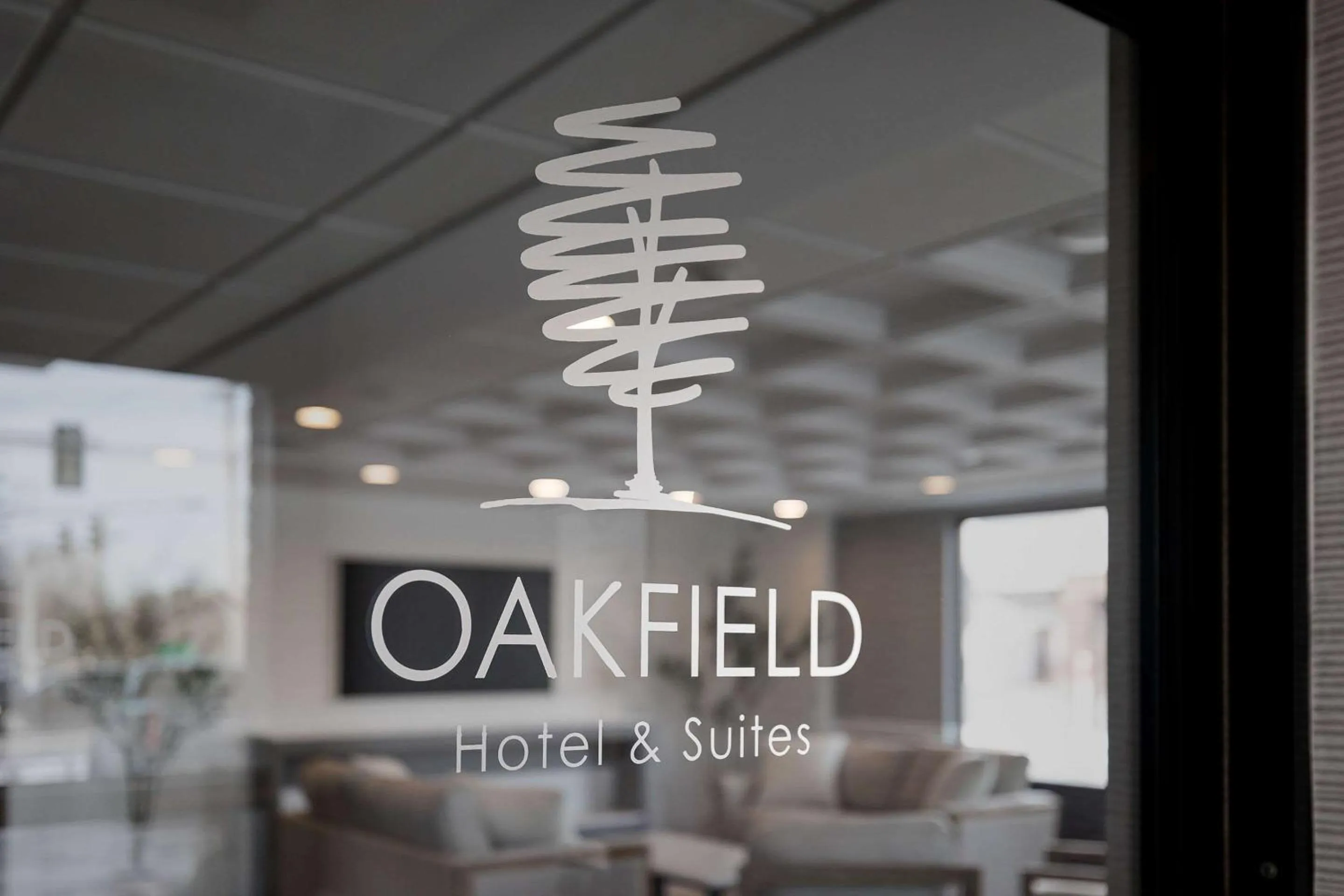 Property building in Oakfield Hotel & Suites Rochester, an Ascend Collection Hotel