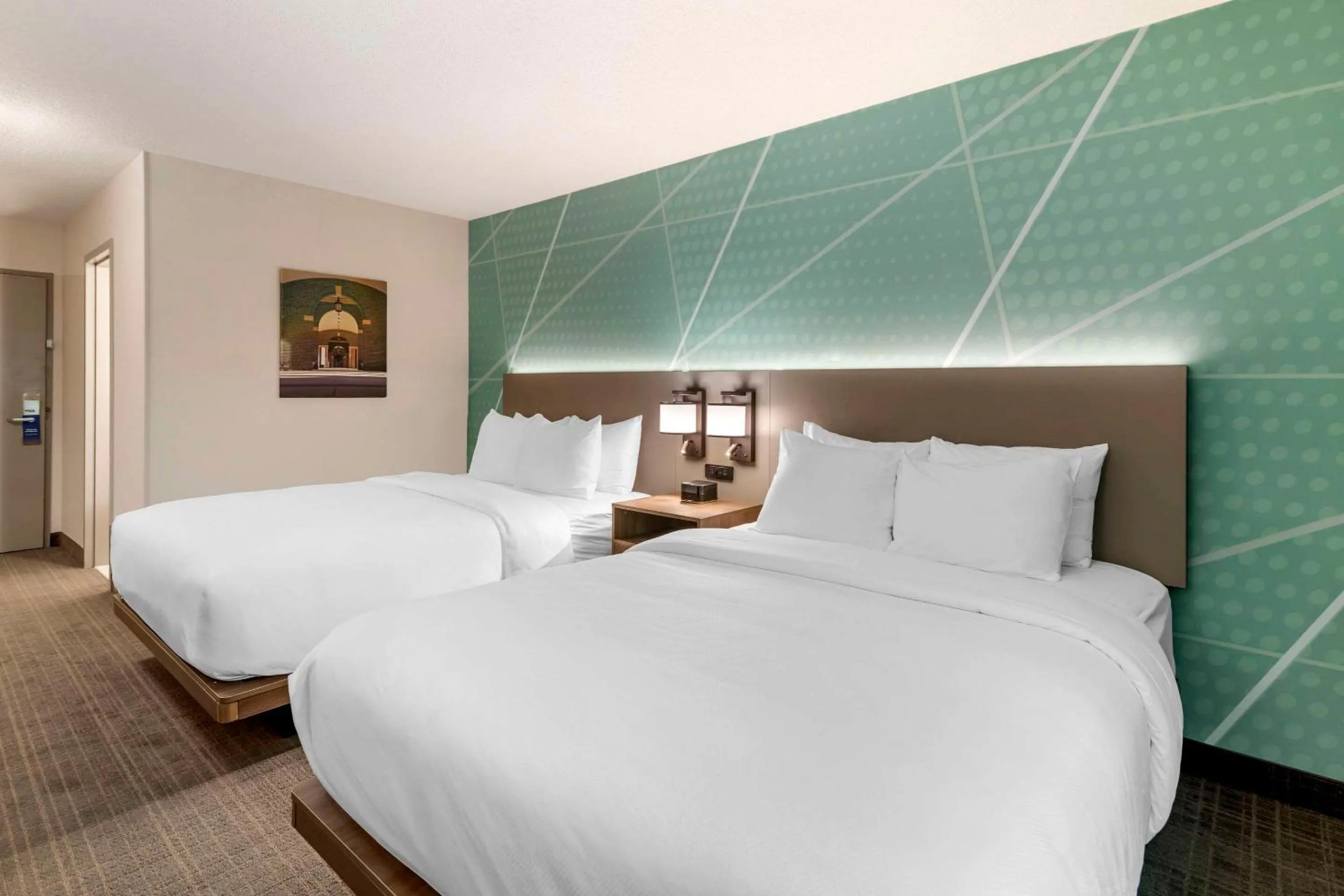 Bedroom, Bed in Comfort Inn & Suites Saratoga Springs