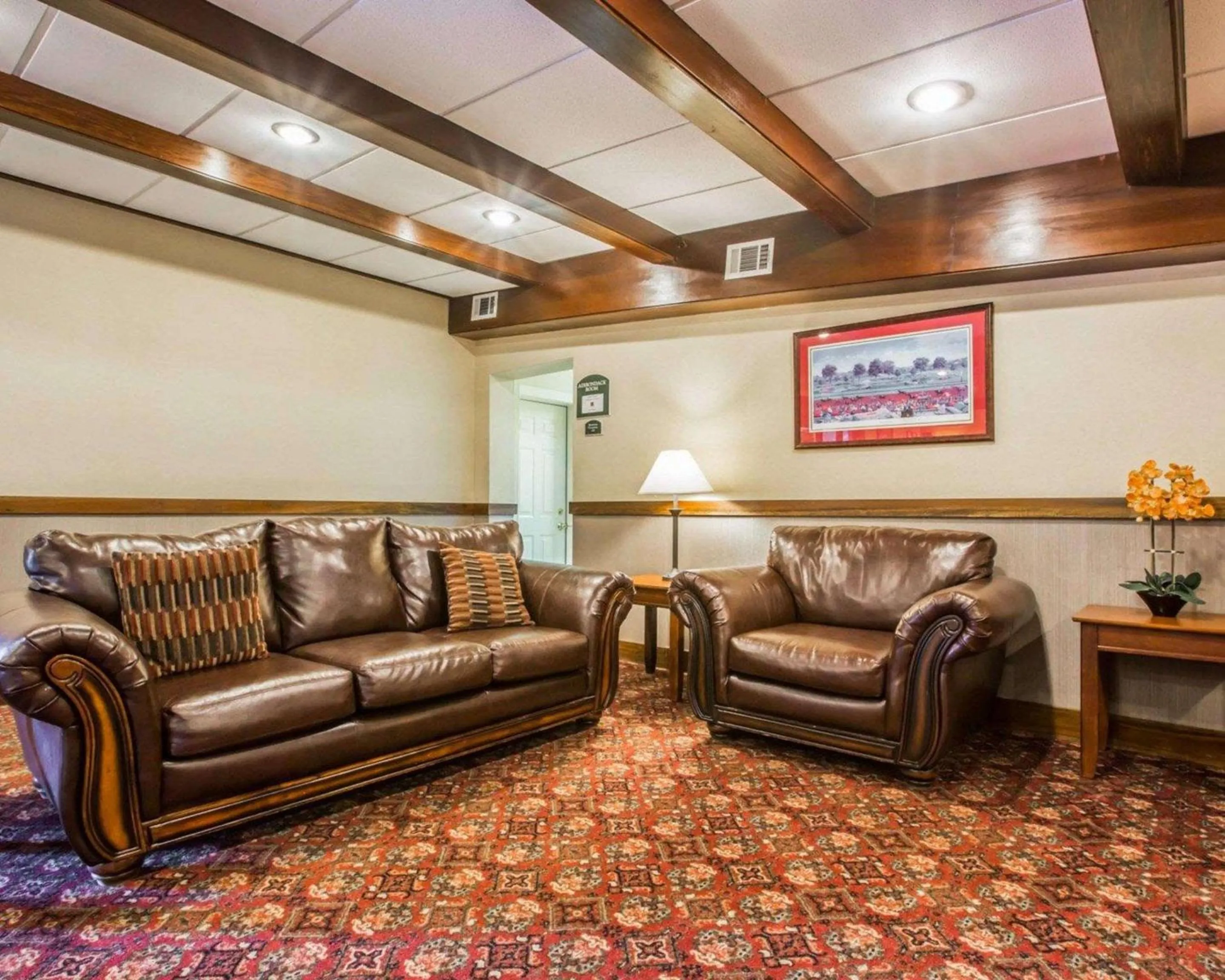 Lobby or reception in Clarion Inn & Suites at the Outlets of Lake George