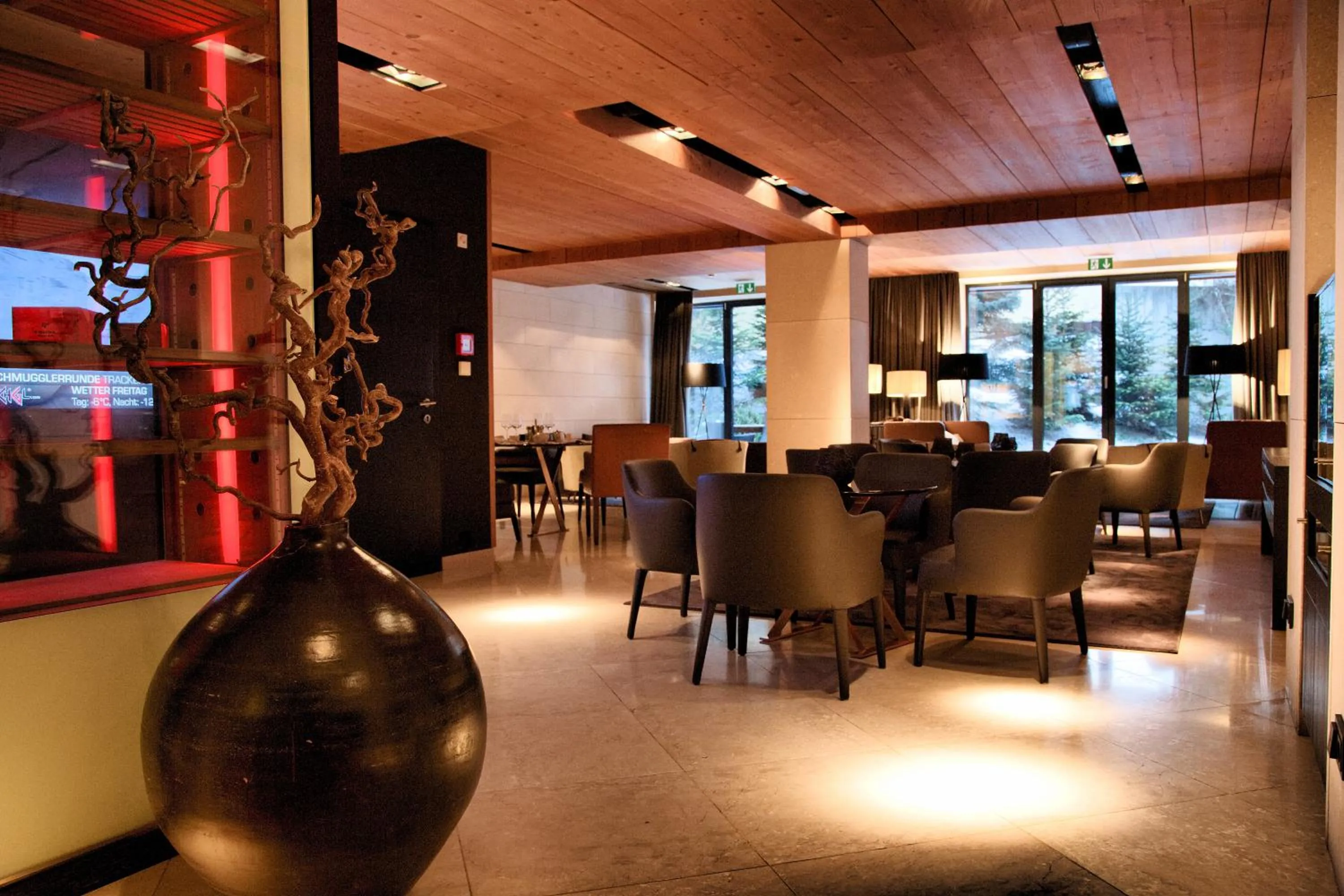 Lobby or reception in Hotel Madlein