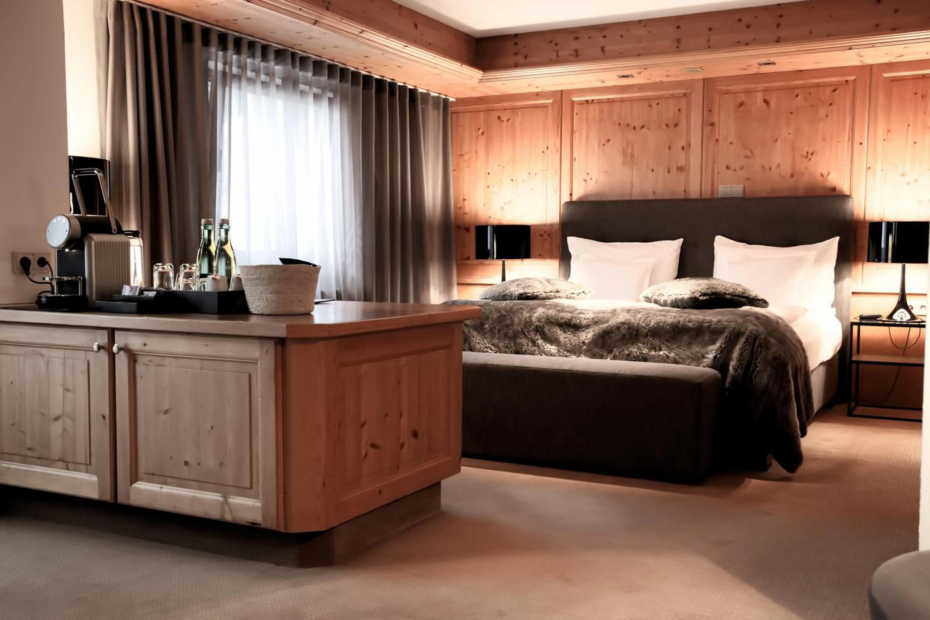 Bedroom, Bed in Hotel Madlein