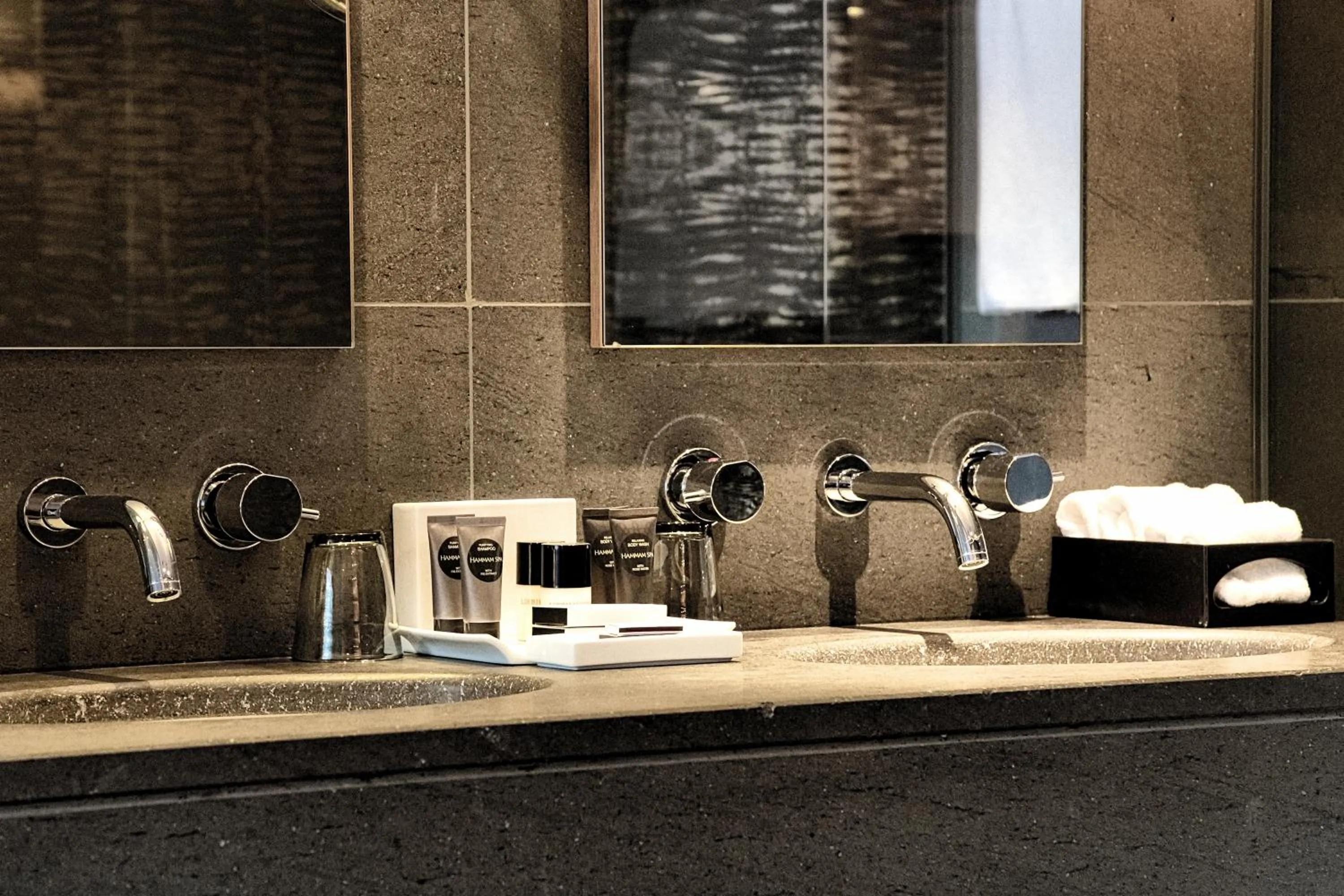 Bathroom in Hotel Madlein