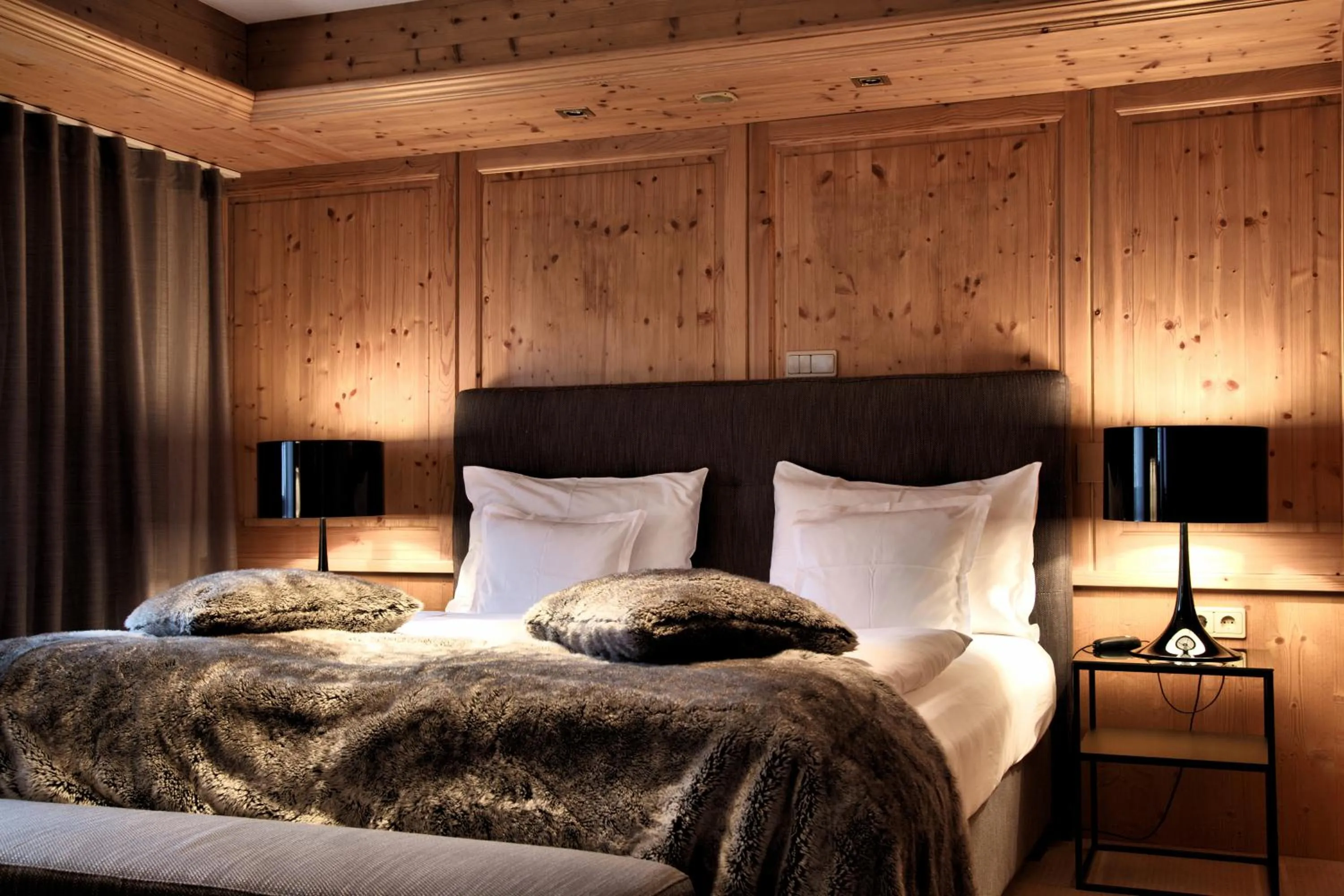 Bedroom, Bed in Hotel Madlein