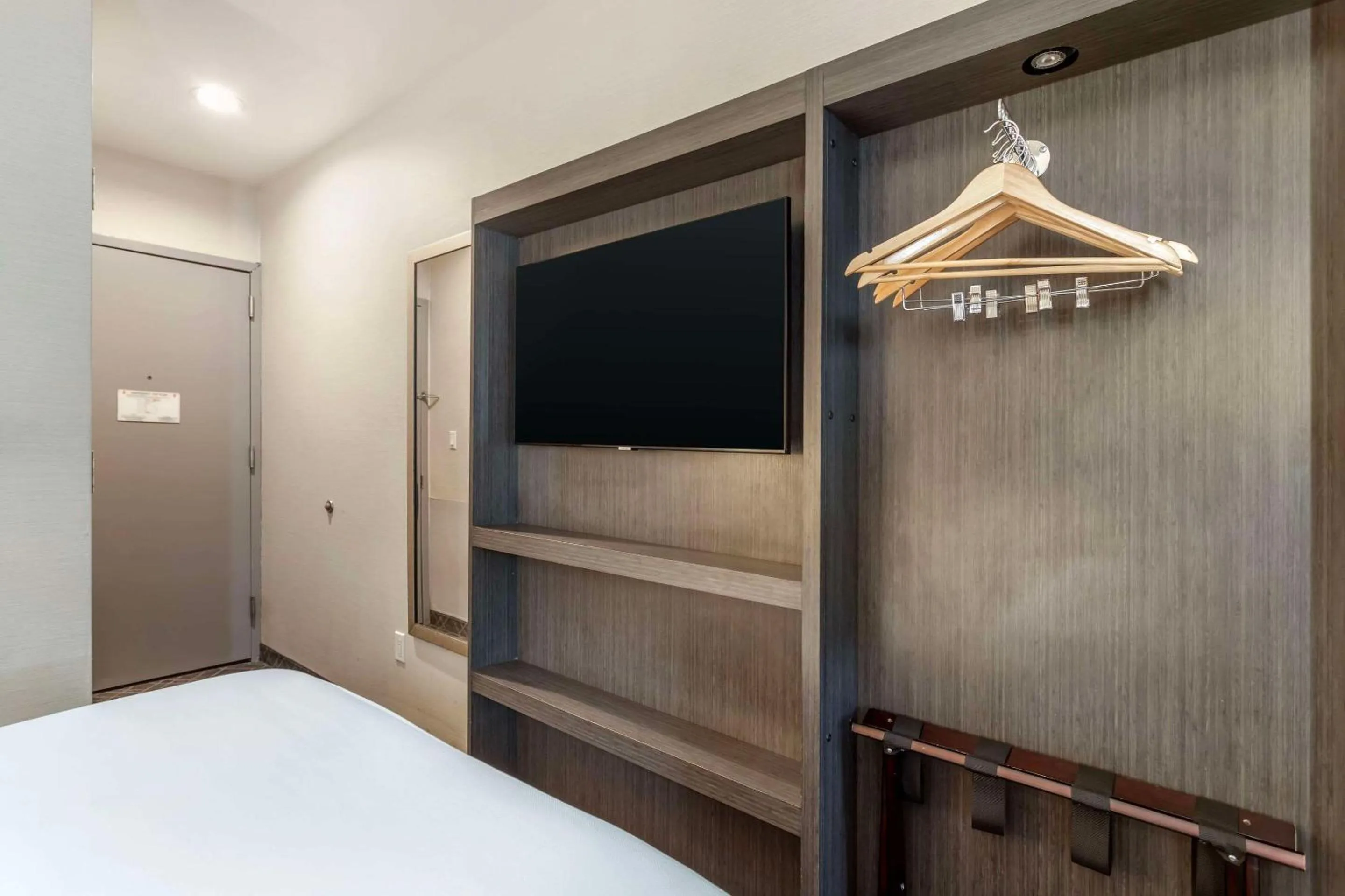 Bedroom in Comfort Inn Manhattan - Midtown West