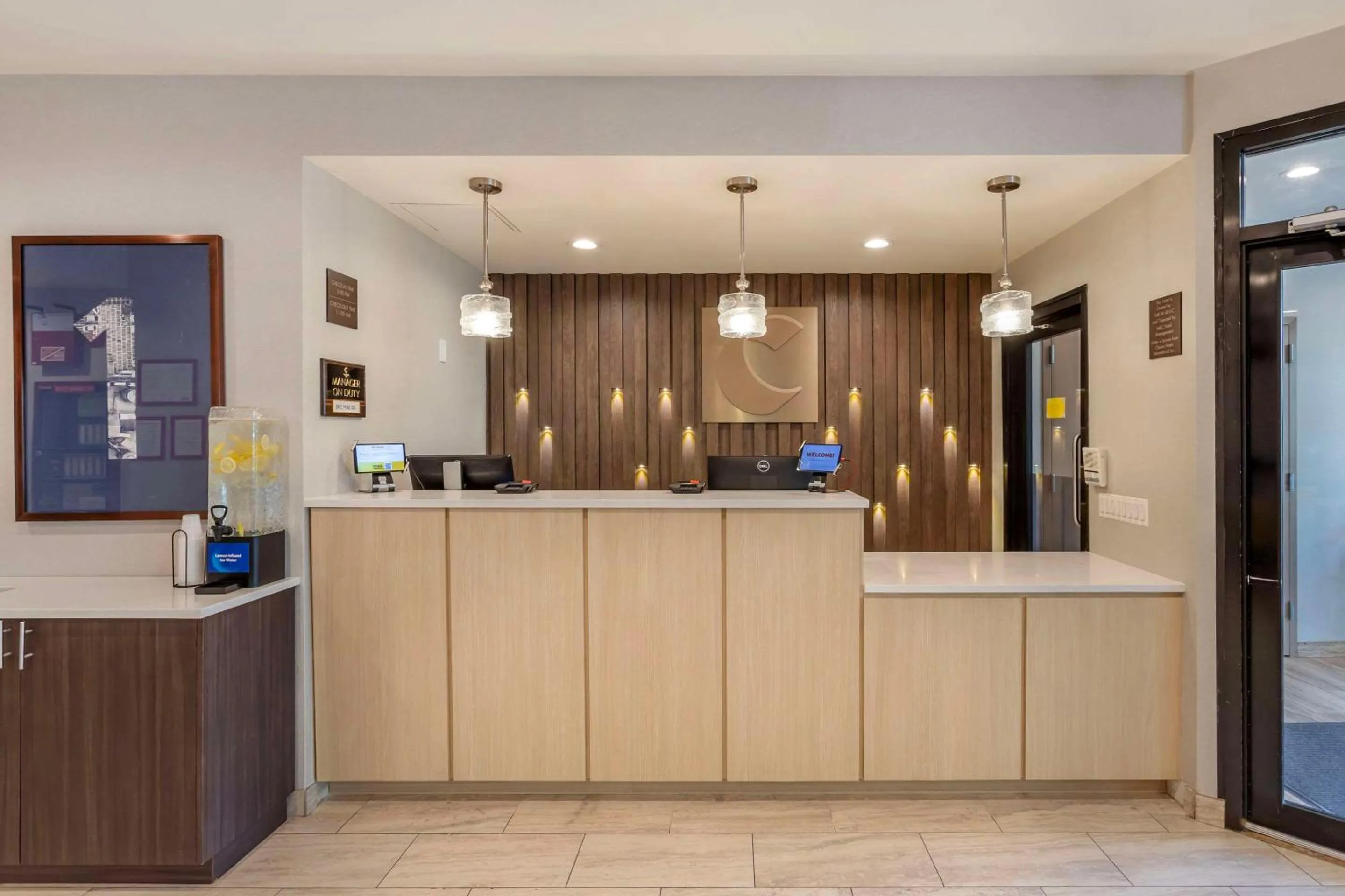 Lobby or reception in Comfort Inn Manhattan - Midtown West