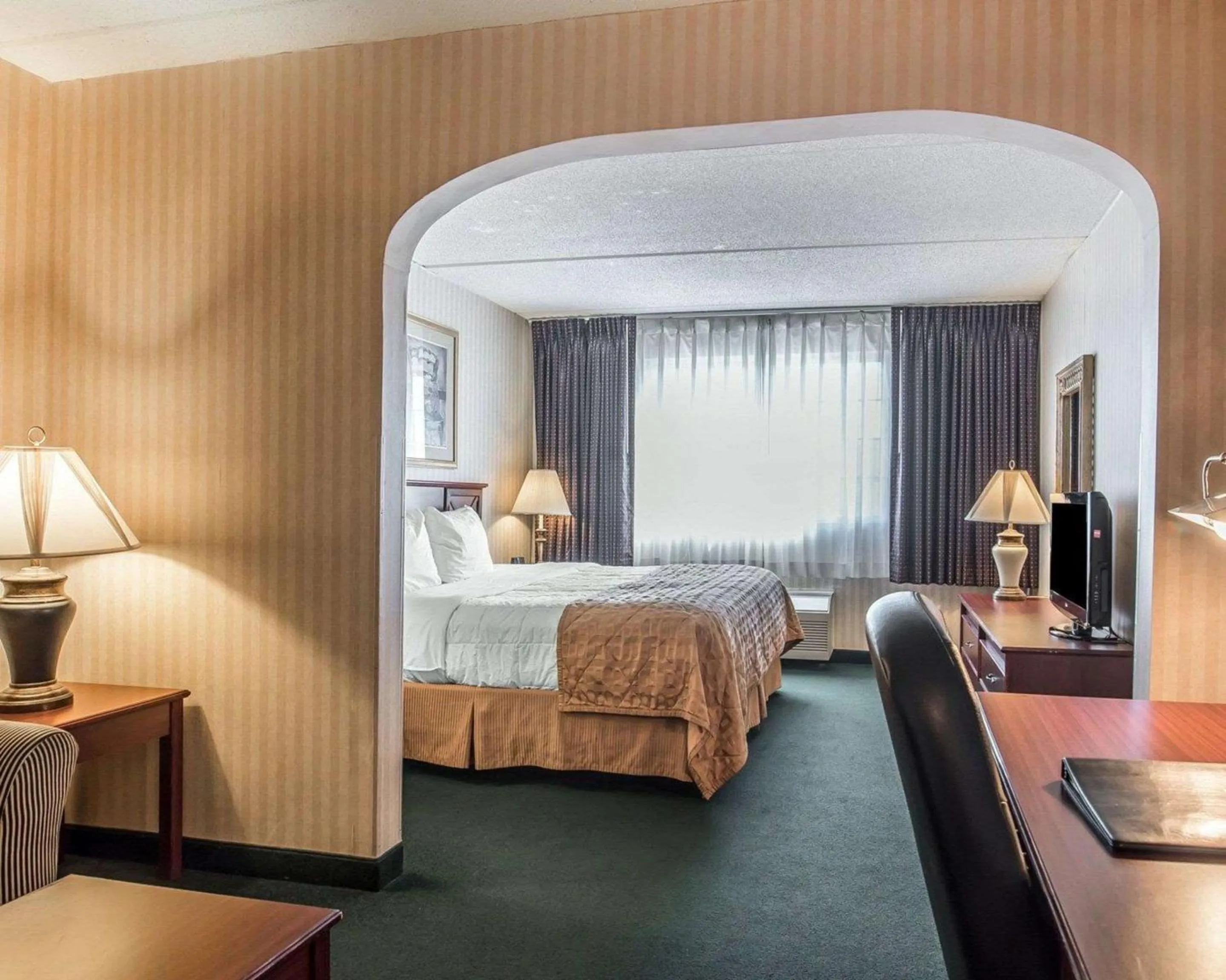 Photo of the whole room, Bed in The Marx Hotel - Downtown - University Area