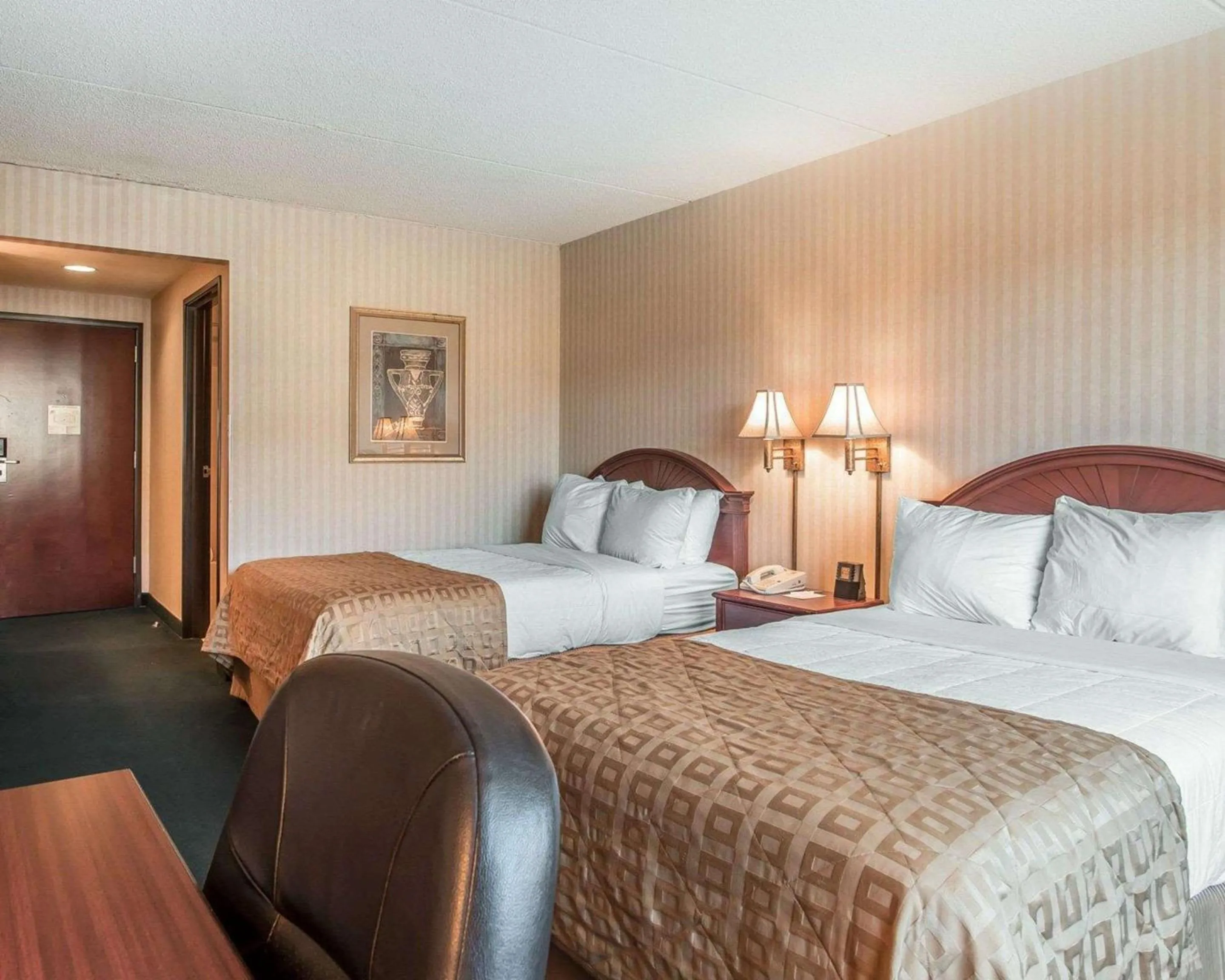 Photo of the whole room, Bed in The Marx Hotel - Downtown - University Area